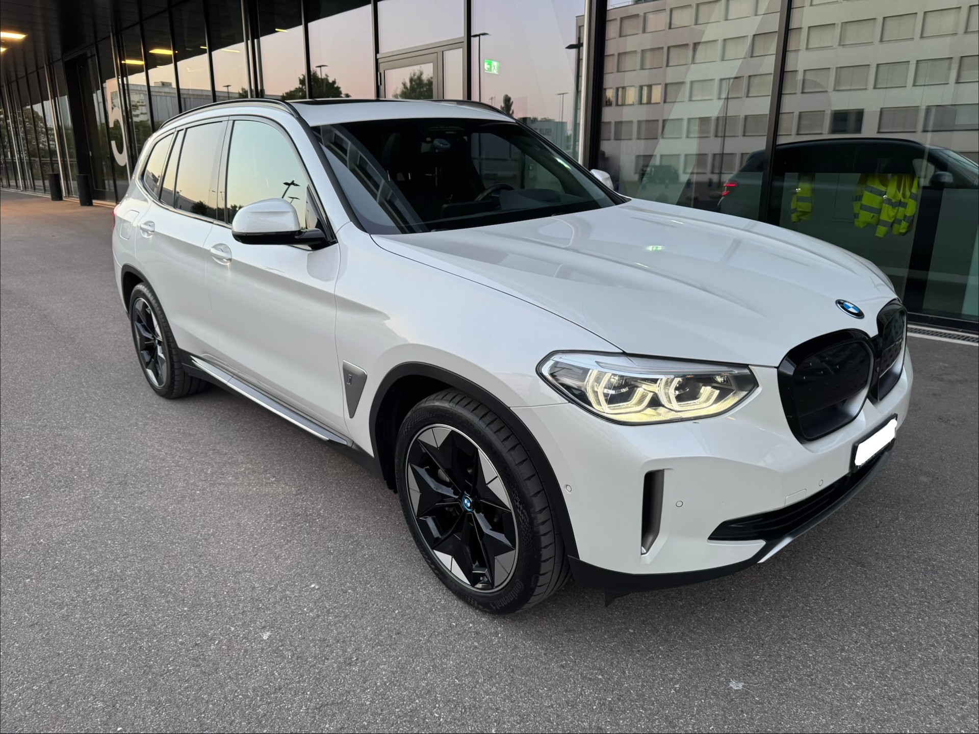 BMW iX3 Impressive
