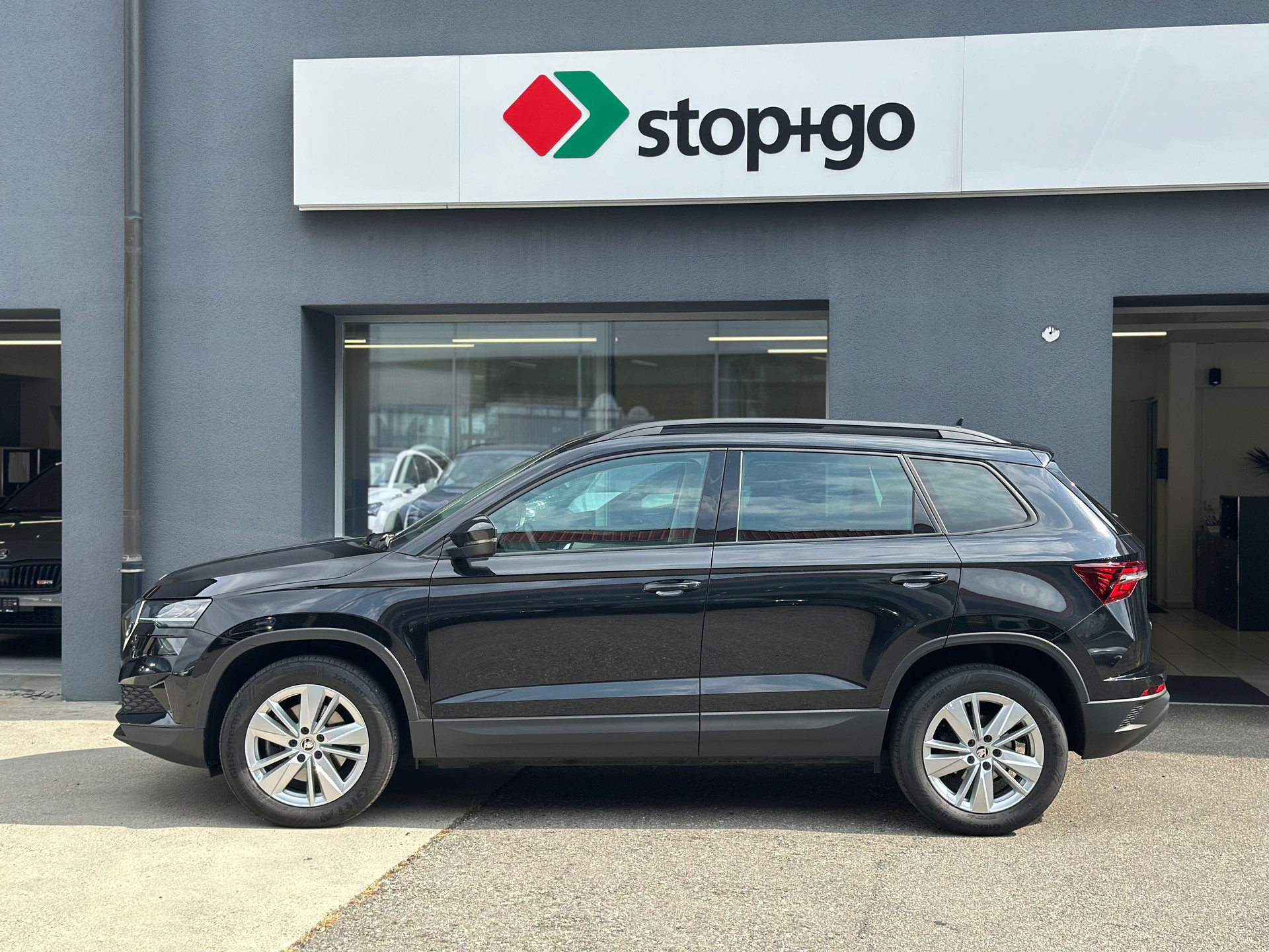 SKODA Karoq 2.0 TDI CR Ambition 4x4 DSG-image-2