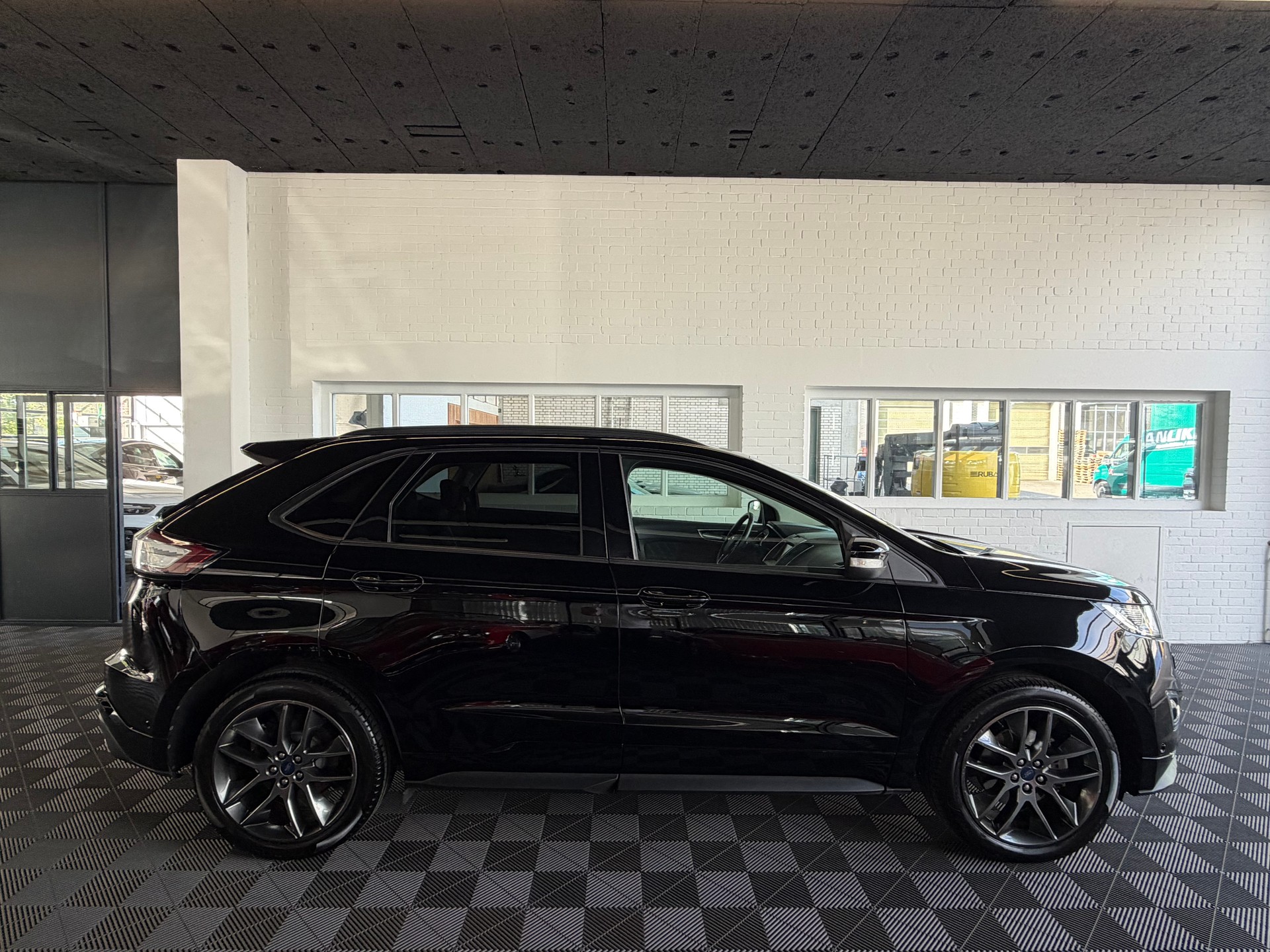 FORD Edge 2.0 TDCi Sport 4WD PowerShift-showroom-element-1