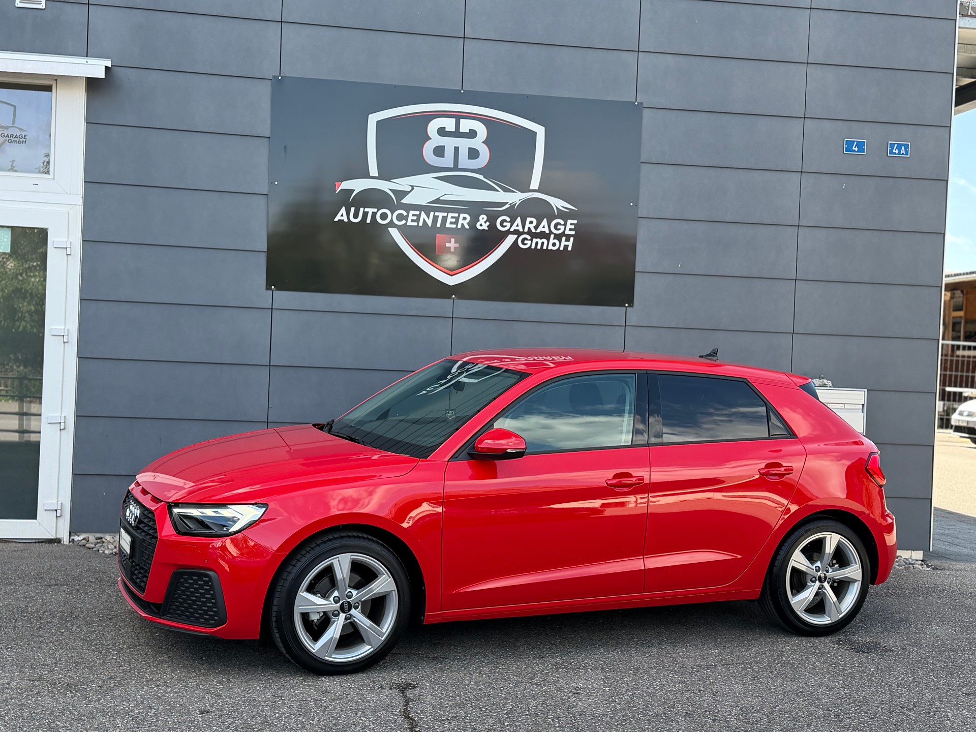 AUDI A1 Sportback 30 TFSI S-tronic °° 5 Jahre / 100'000 Hersteller Garantie °°-showroom-element-2