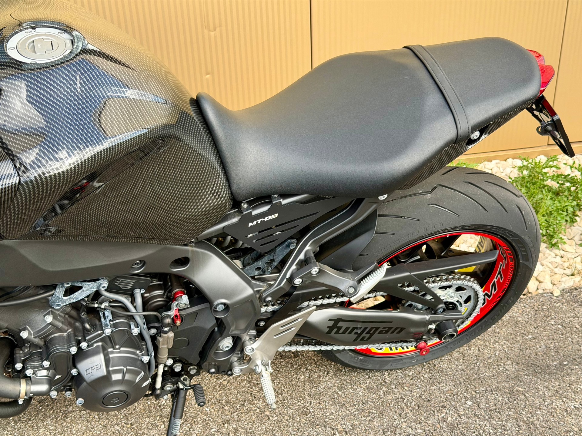 YAMAHA MT-09-image-14