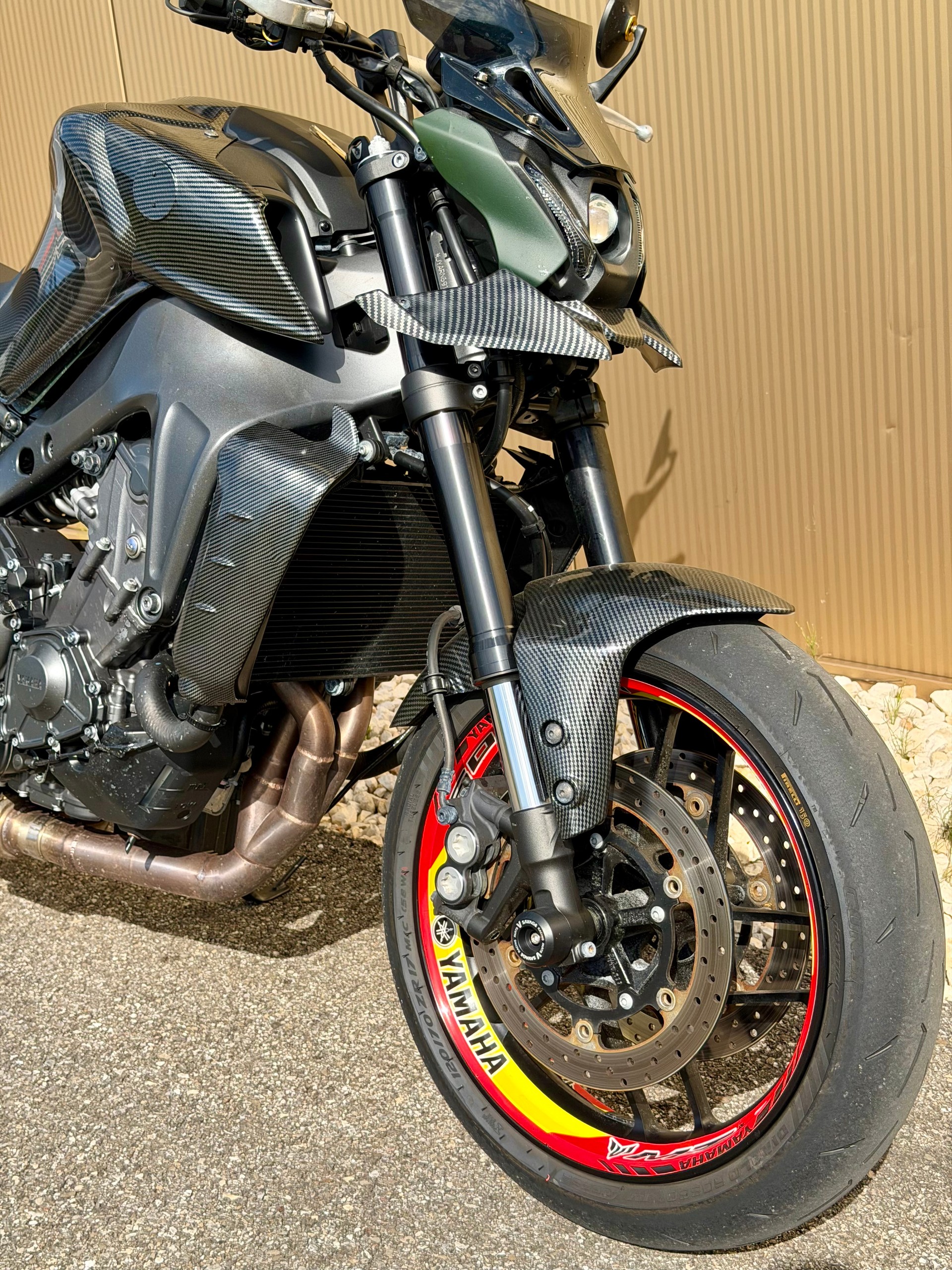 YAMAHA MT-09-image-1