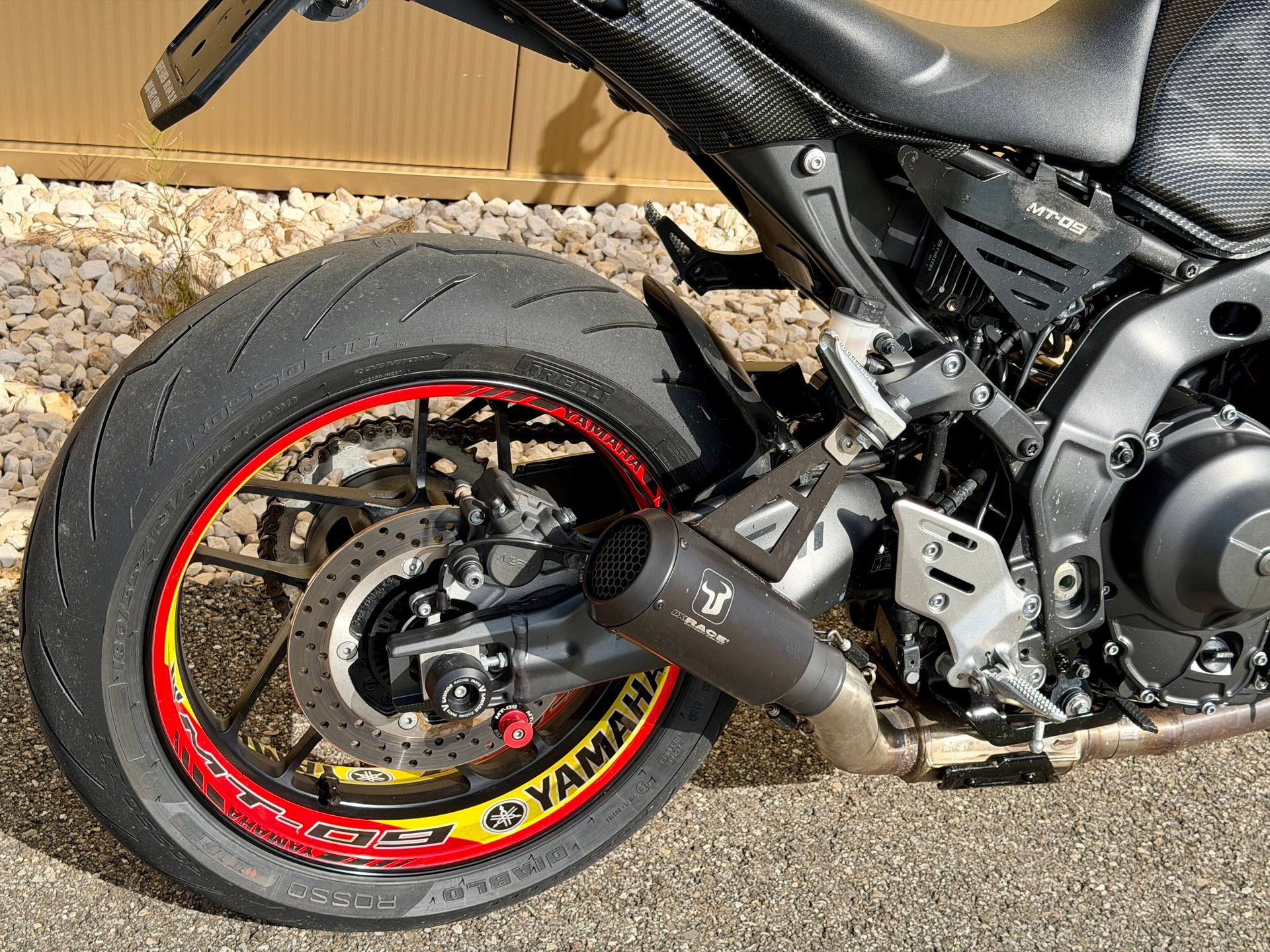 YAMAHA MT-09-image-7