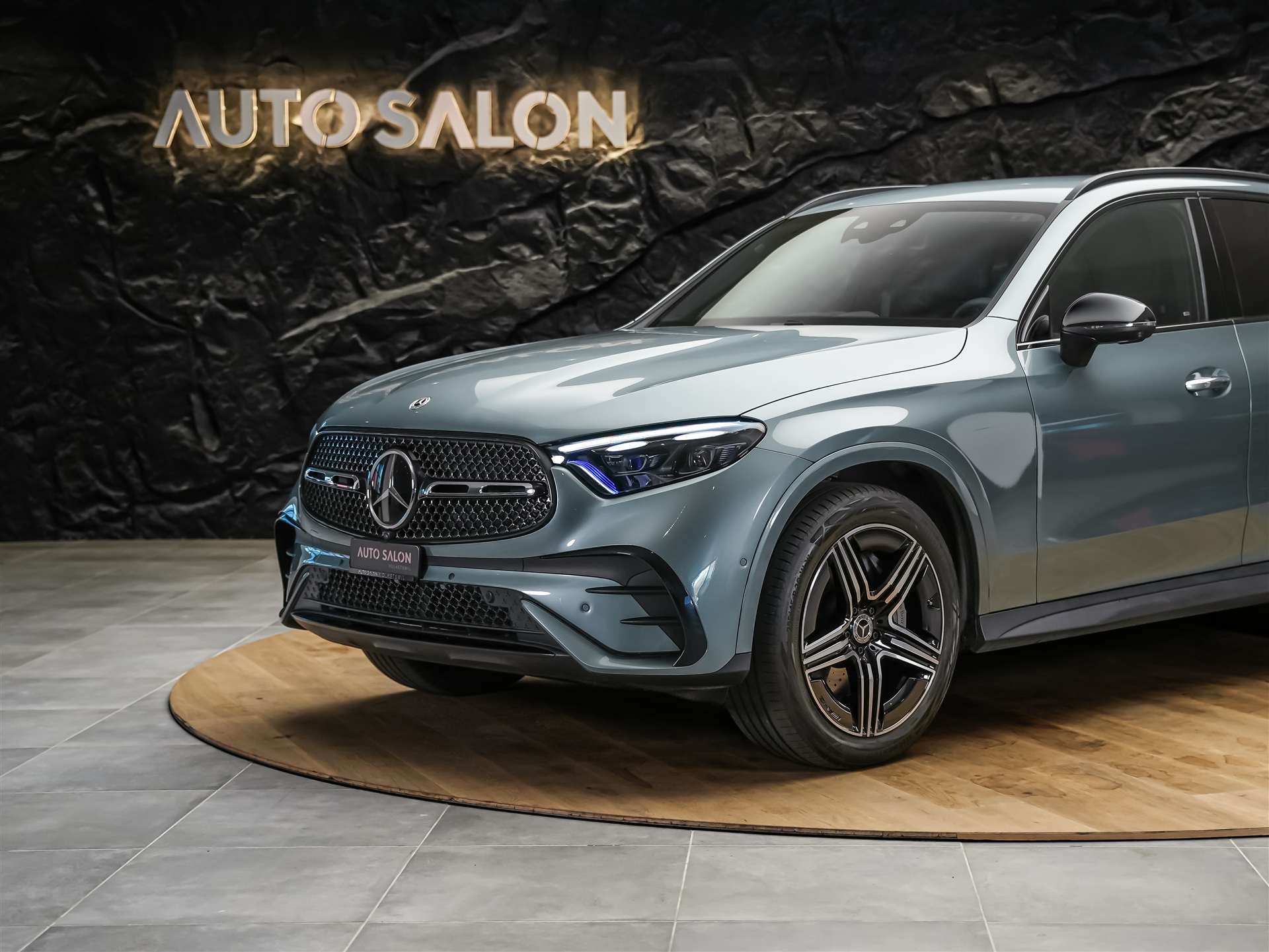 MERCEDES-BENZ GLC 300 d AMG Line 4matic *Werksgarantie*Digital Light*360°Kamera*-image-18