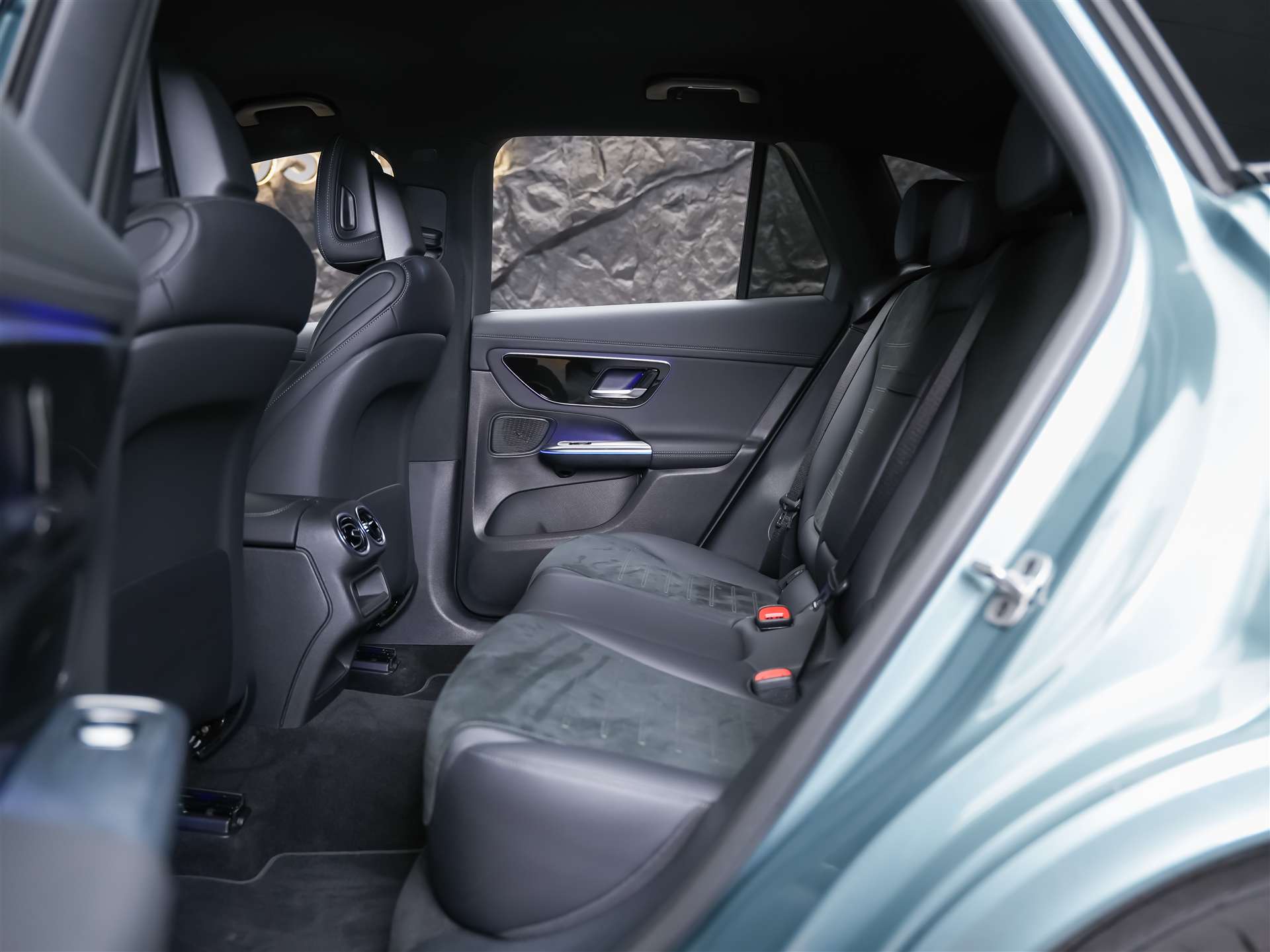 MERCEDES-BENZ GLC 300 d AMG Line 4matic *Werksgarantie*Digital Light*360°Kamera*-image-14