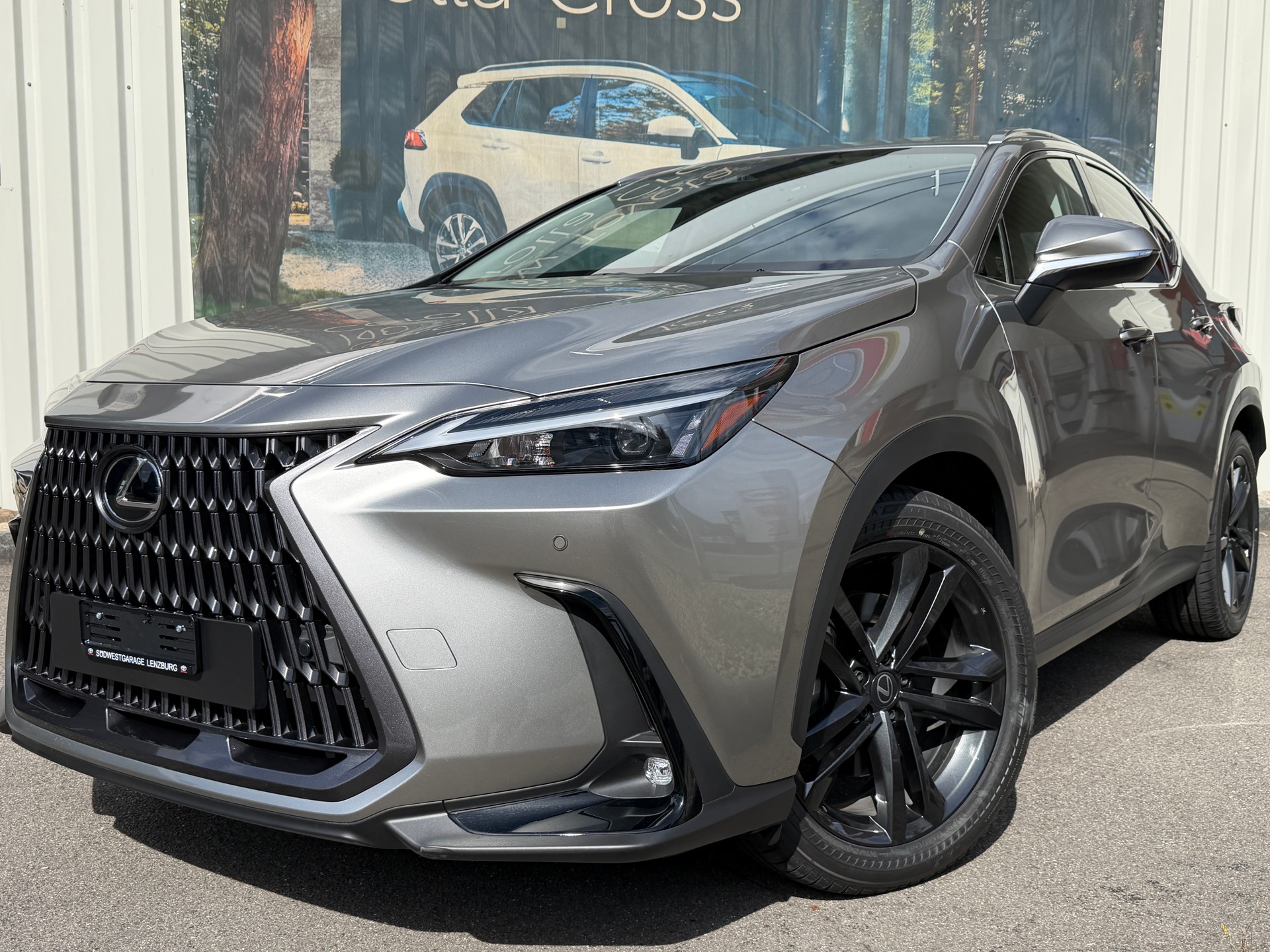 LEXUS NX 450h+ E-FOUR Comfort