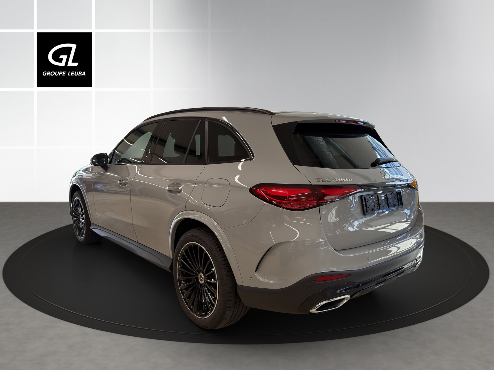 MERCEDES-BENZ GLC 400 e 4M 9G-Tronic-showroom-element-3