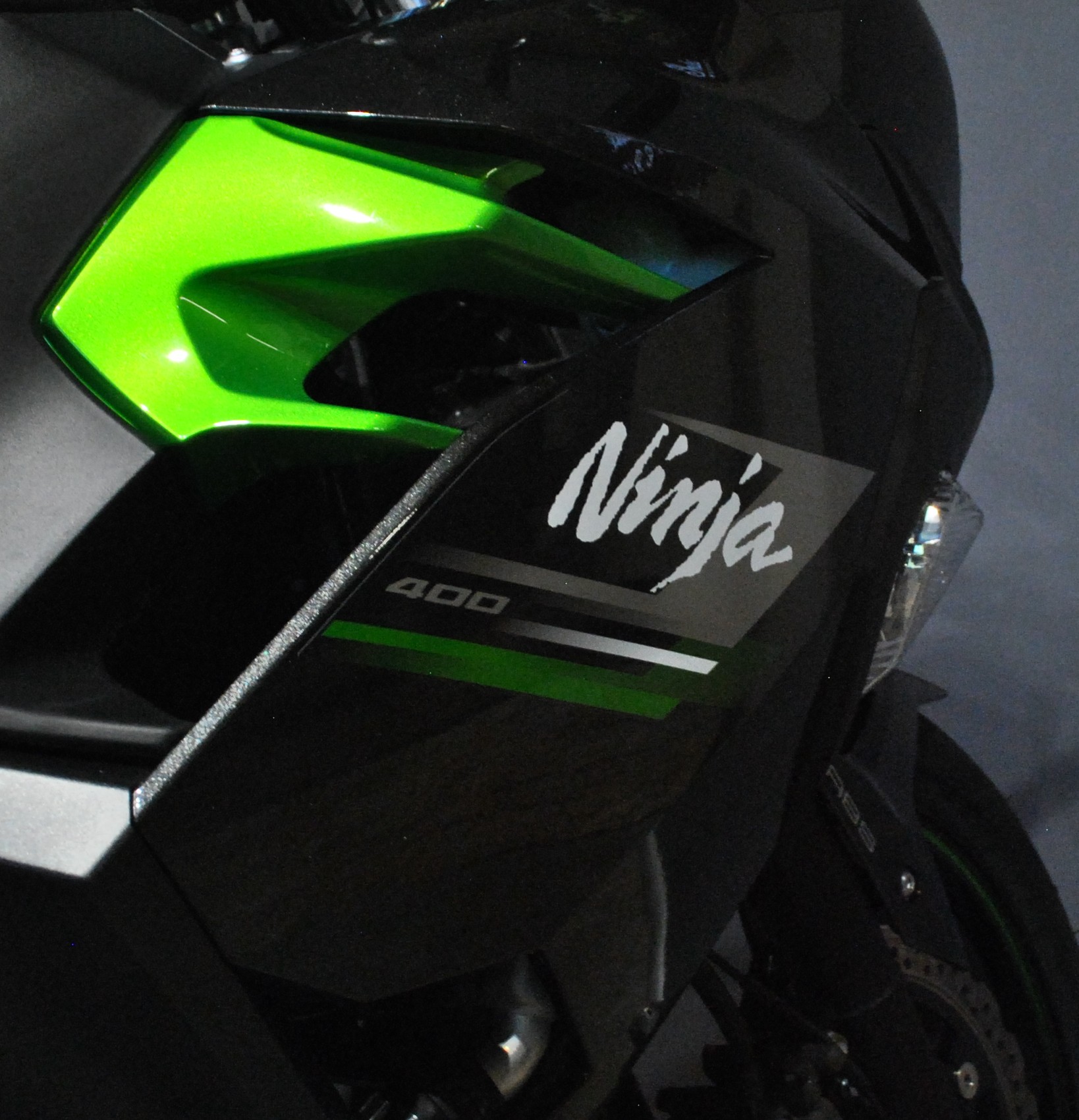 KAWASAKI Ninja 400-image-6