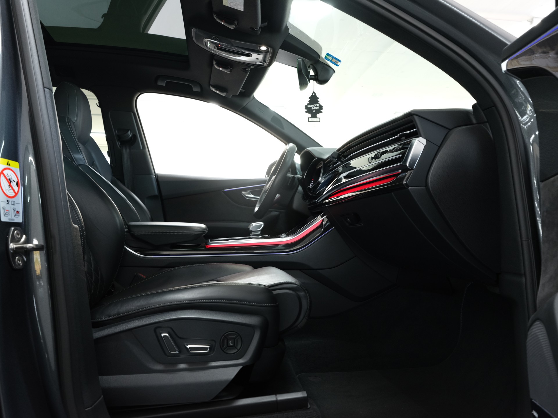 AUDI SQ7 4.0 TDI quattro tiptronic *Bose* *360 Kamera* *Panorama*-image-30