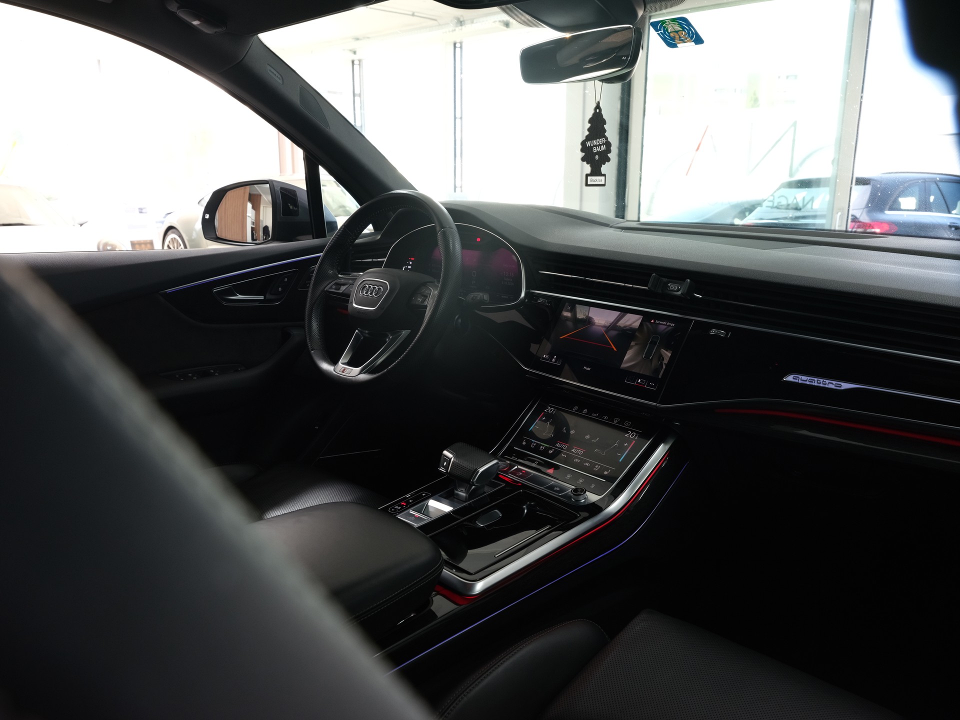 AUDI SQ7 4.0 TDI quattro tiptronic *Bose* *360 Kamera* *Panorama*-image-29