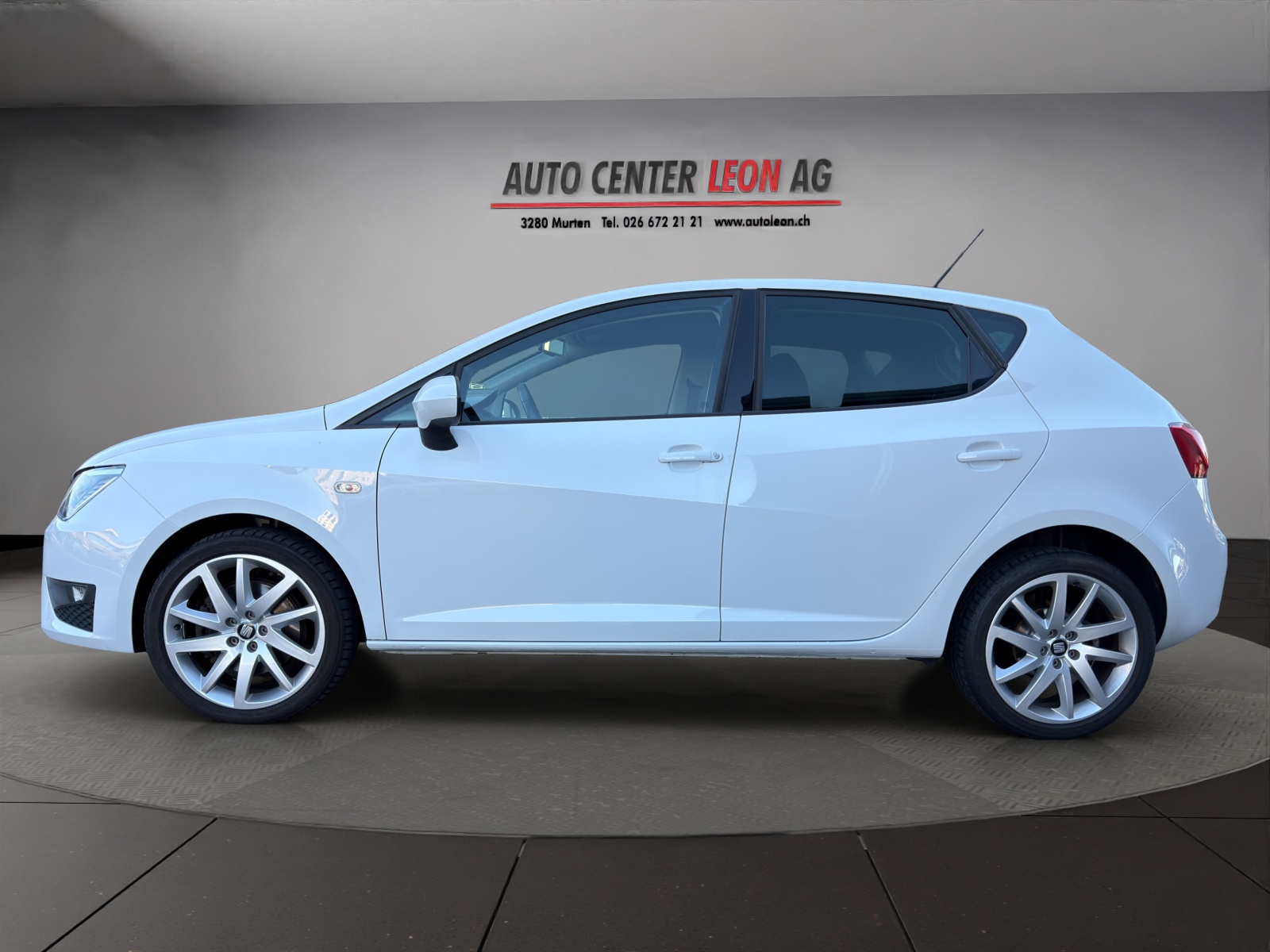 SEAT Ibiza 1.4 TSI FR-showroom-element-2