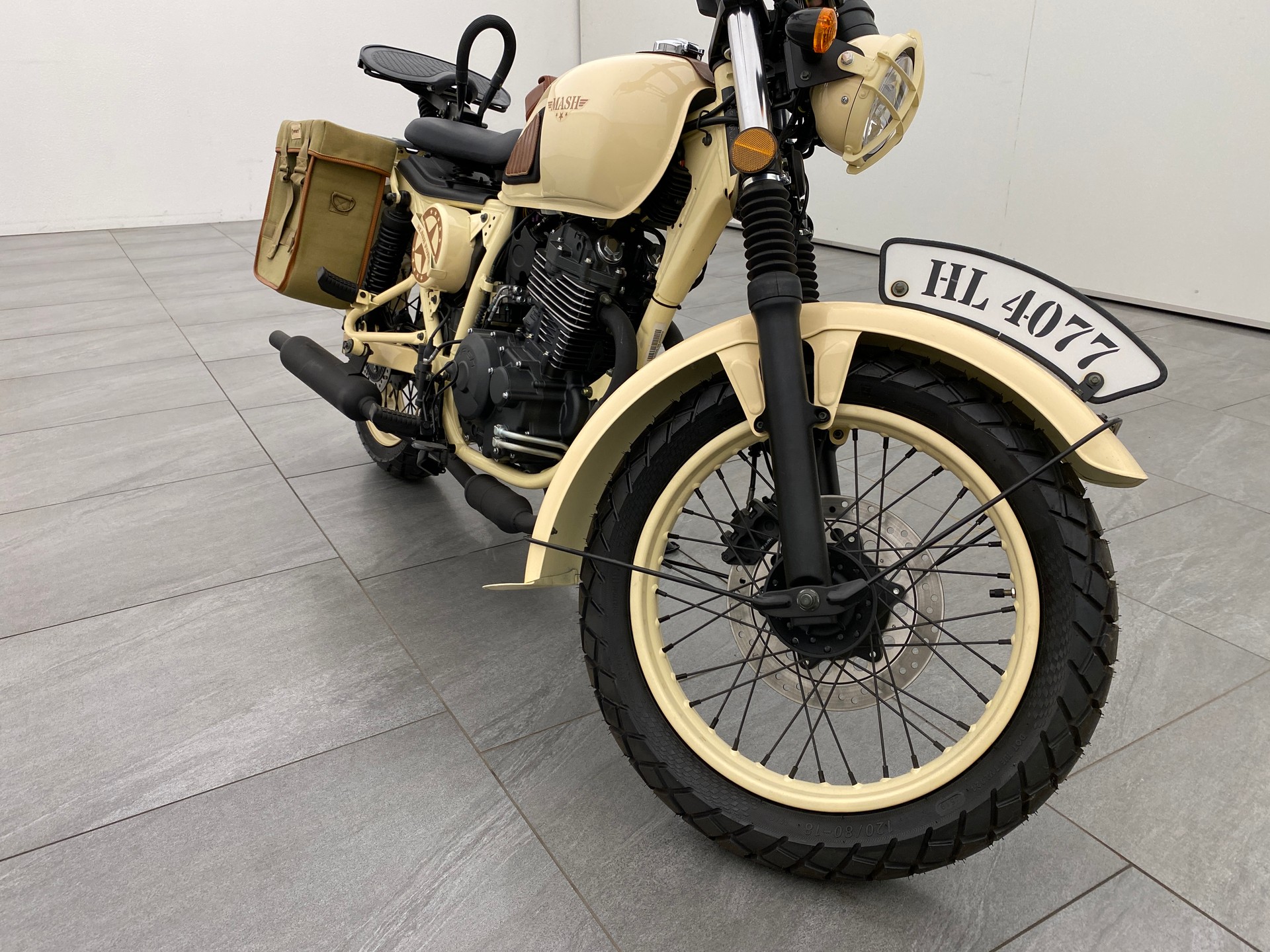 MASH 400 Force Limited Edition-image-8