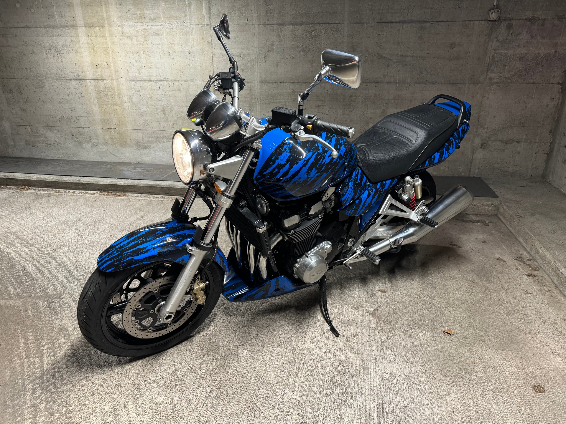 SUZUKI GSX 1400 K4/K5-image-0