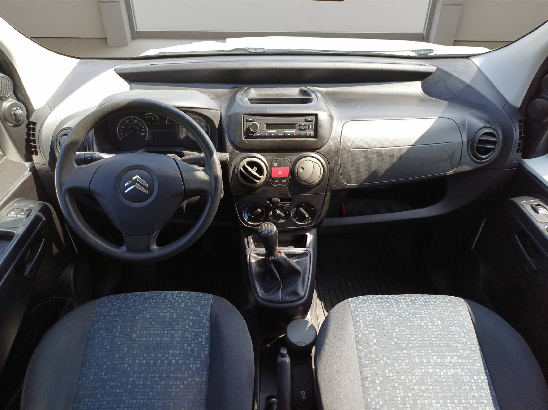 CITROEN Nemo Kastenwagen 1.3 HDi 75-image-8