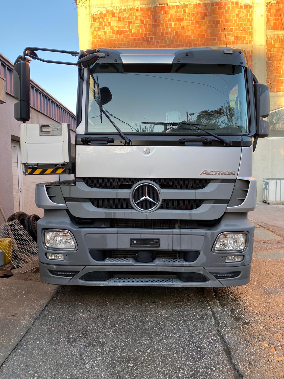 MERCEDES-BENZ 2644 6x4-image-2