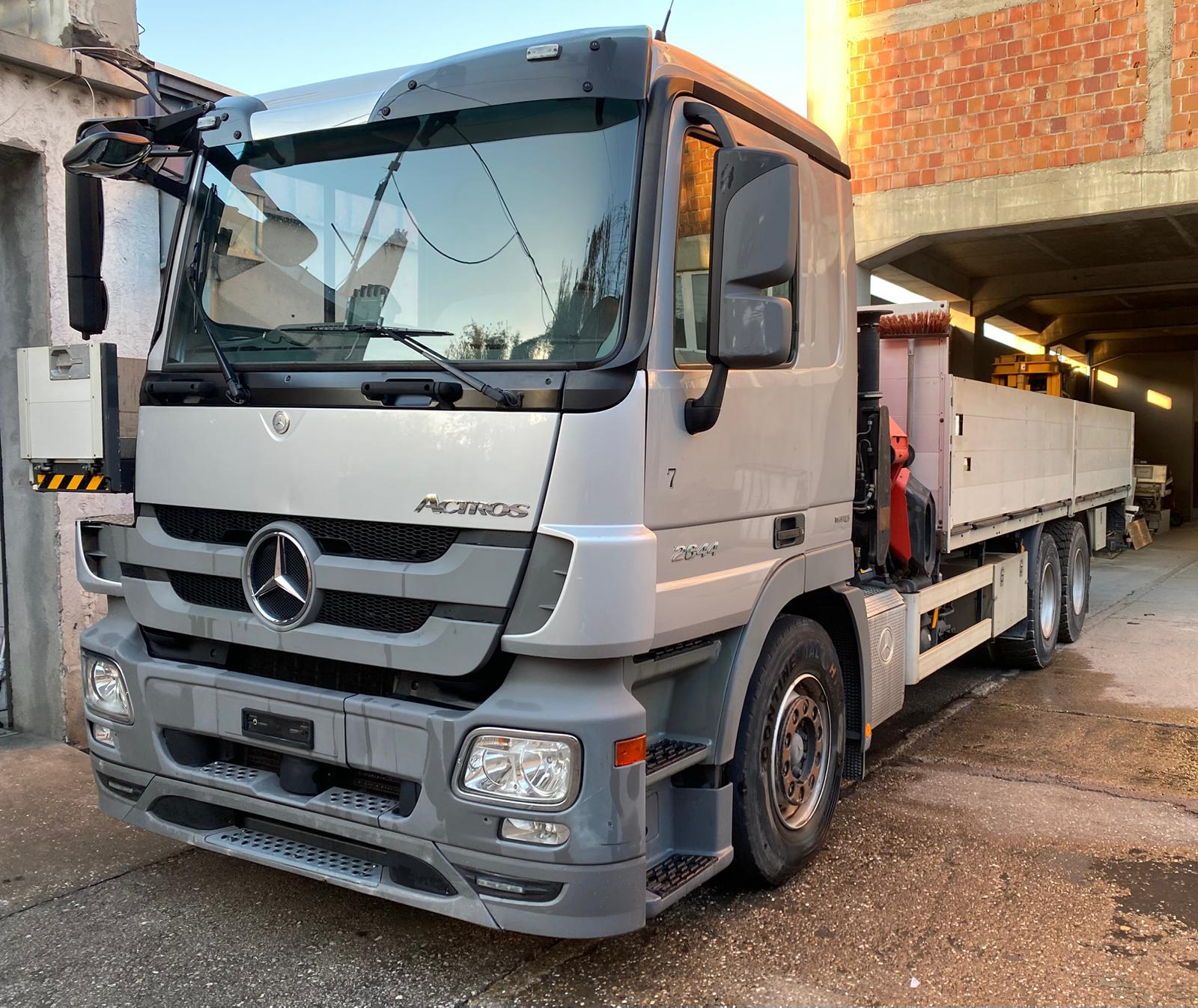 MERCEDES-BENZ 2644 6x4