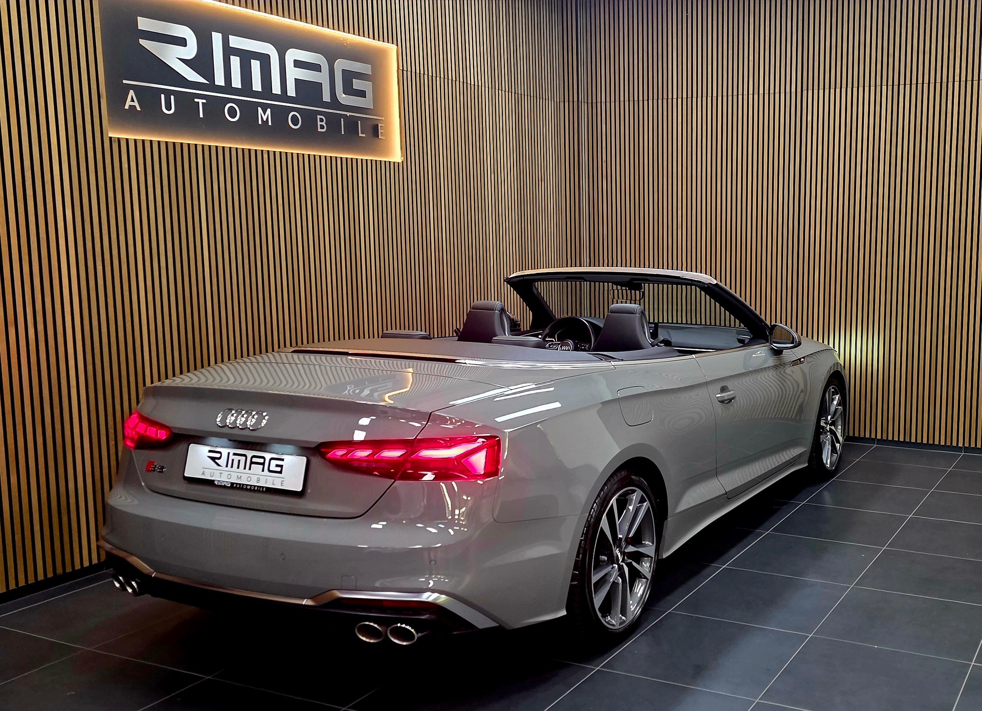 AUDI S5 Cabriolet 3.0 TFSI quattro tiptronic-image-10