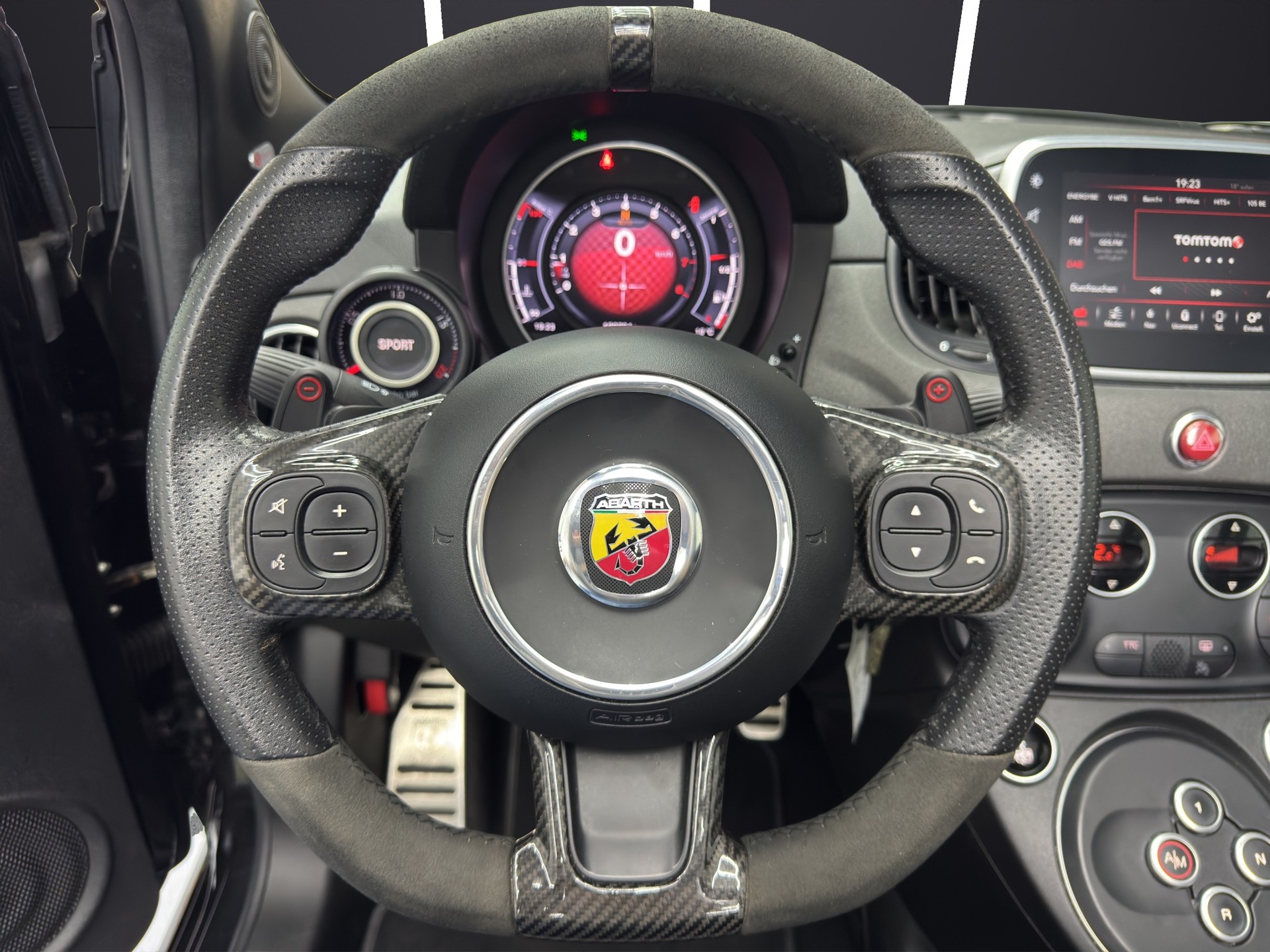 FIAT 595 1.4 16V Turbo Abarth Competizione Dualogic-image-16
