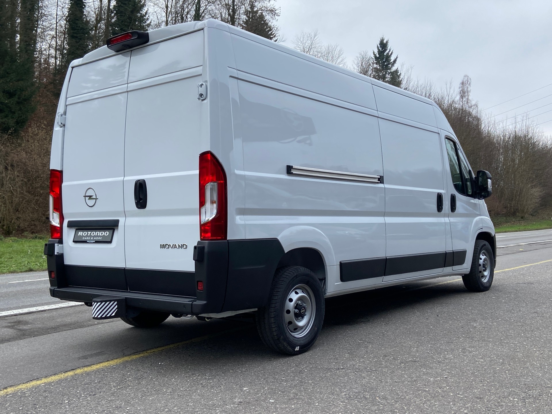 OPEL Movano 2.2 d 3,5t L3H2 180PS AHK-showroom-element-2