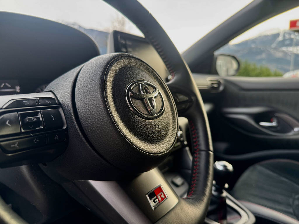 TOYOTA GR Yaris 1.6 Turbo Sport 4x4-image-7