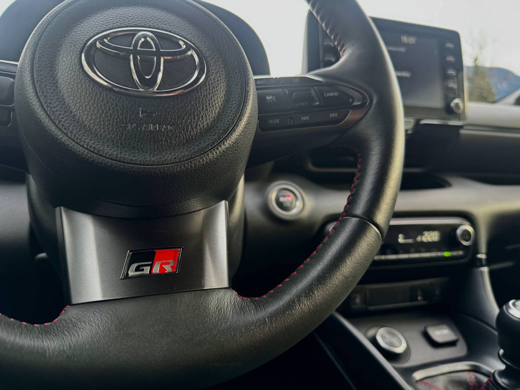 TOYOTA GR Yaris 1.6 Turbo Sport 4x4-image-12