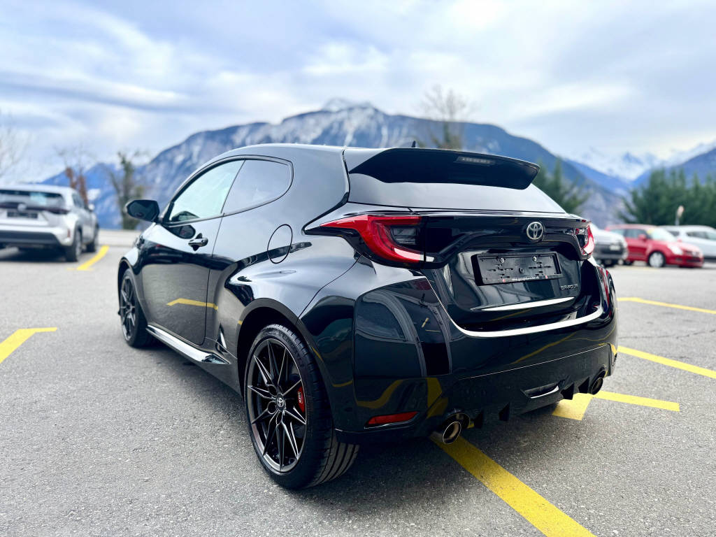 TOYOTA GR Yaris 1.6 Turbo Sport 4x4-image-4