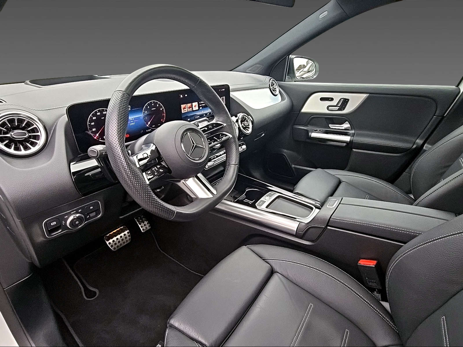 MERCEDES-BENZ GLA 250 4Matic-image-6