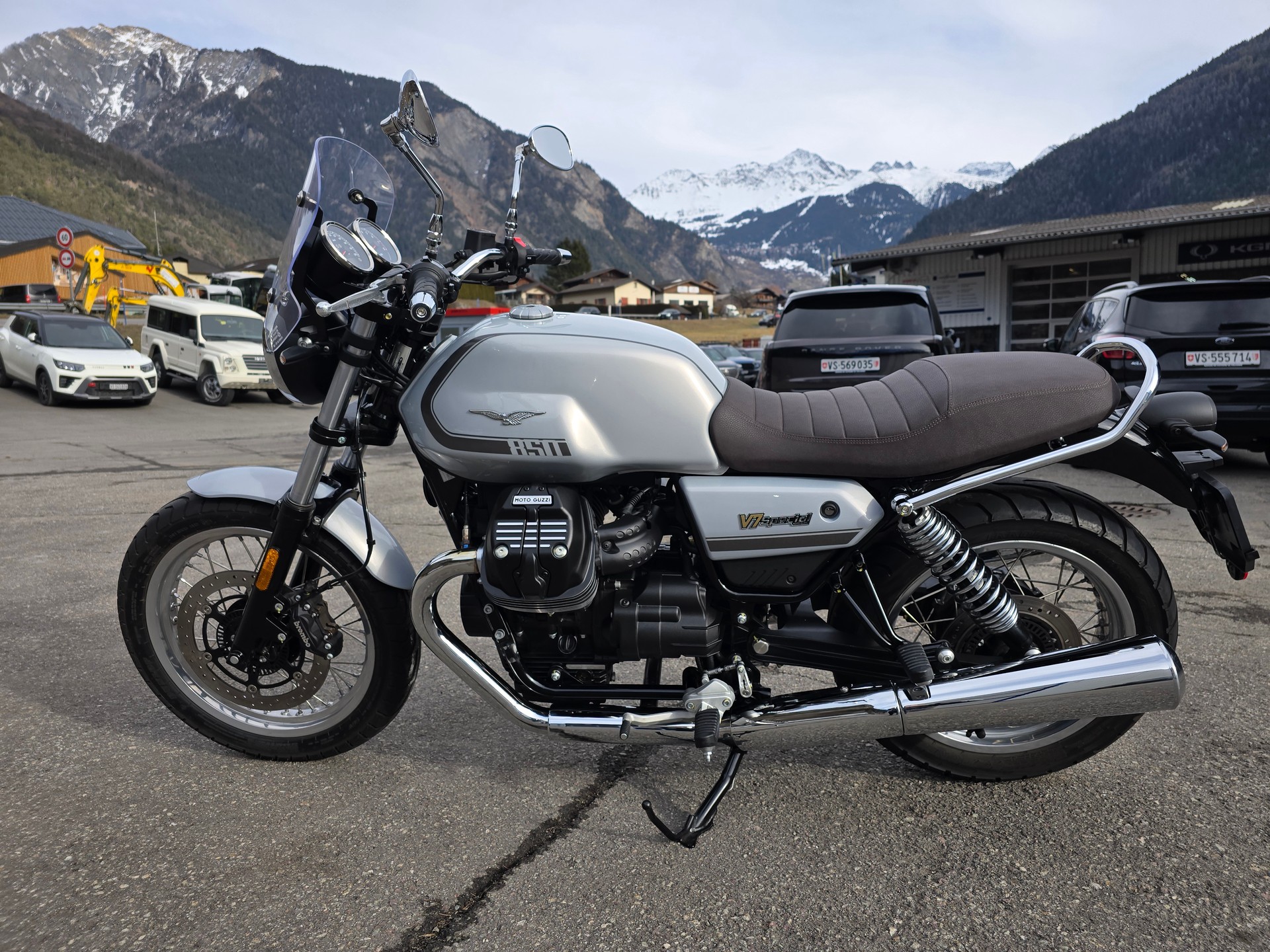 MOTO GUZZI V7 IV 850 Special-image-0