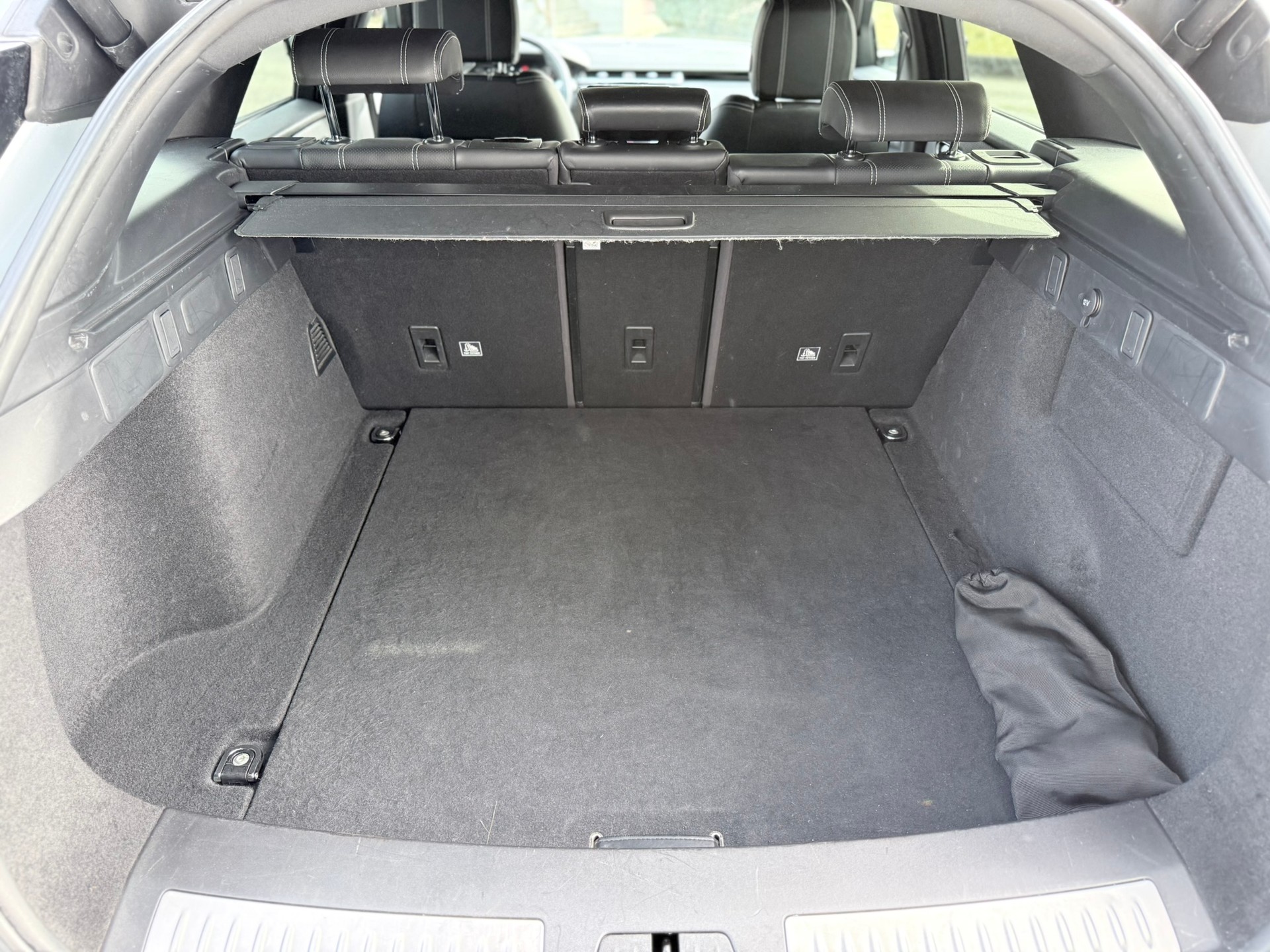 LAND ROVER Range Rover Velar R-Dynamic P 250 S Automatic-image-7