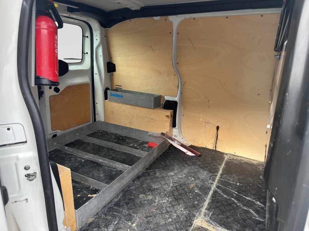 PEUGEOT Expert 1.6 BlueHDi 95 S&S Active Compact ETG6-image-11