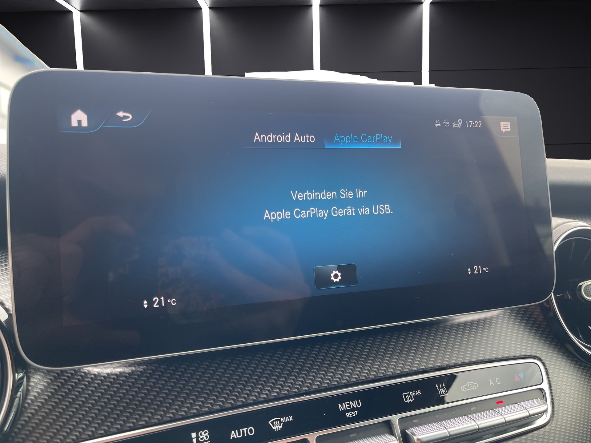 MERCEDES-BENZ Marco Polo 300 d 4M AMG-image-28