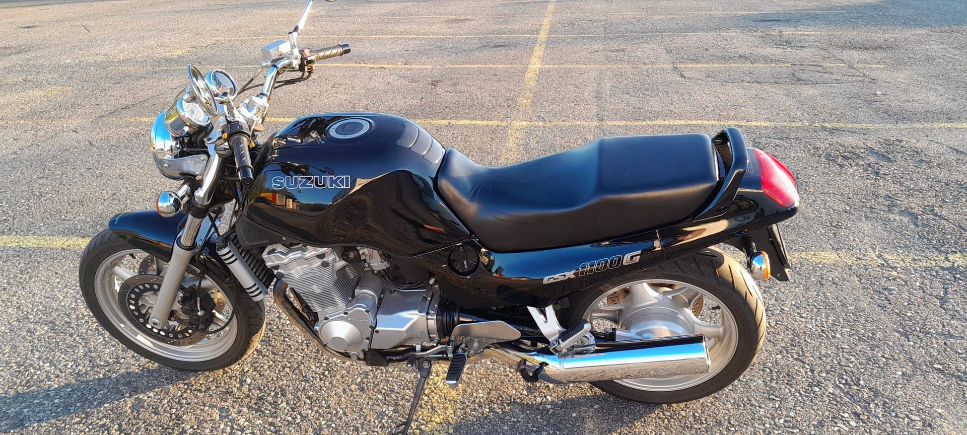 SUZUKI GSX 1100 F P/R-image-3