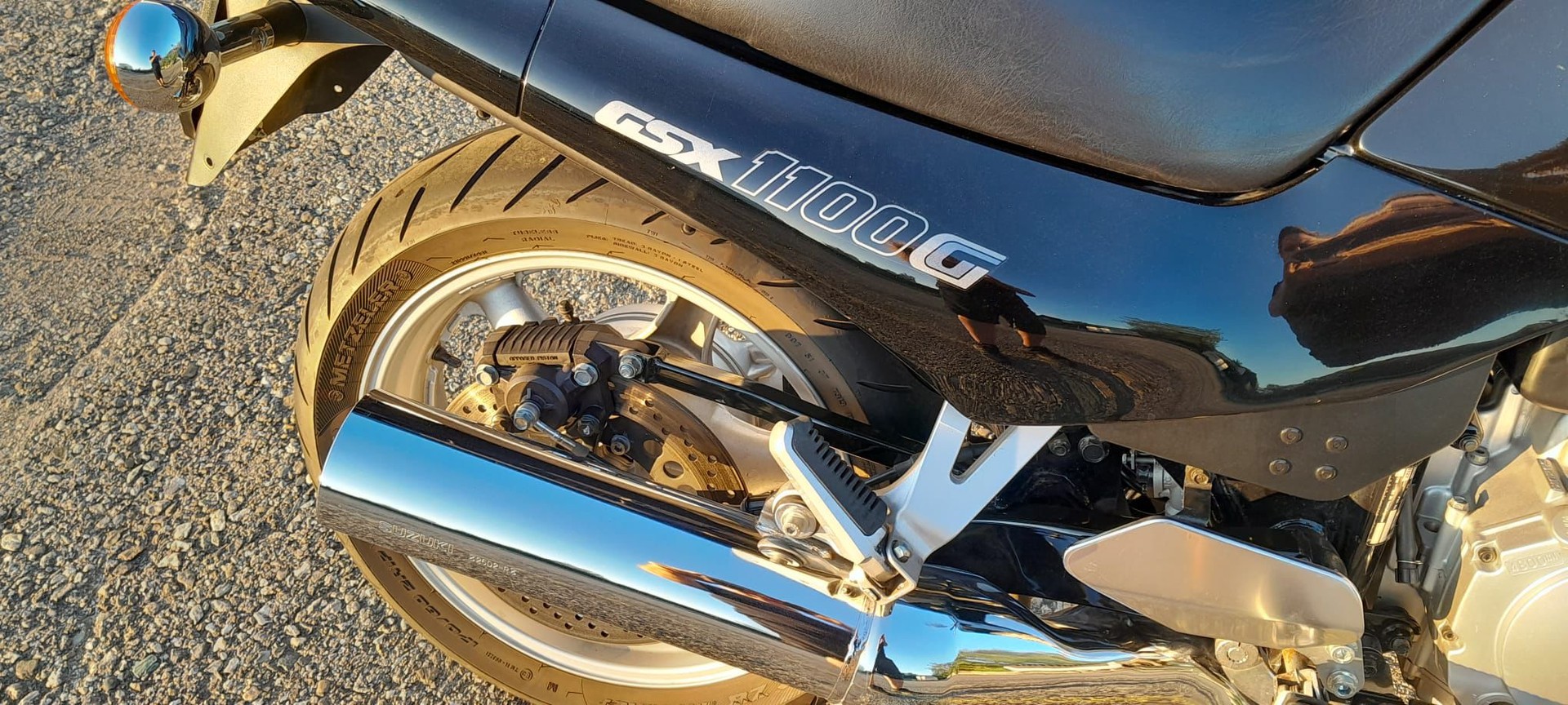 SUZUKI GSX 1100 F P/R-image-1