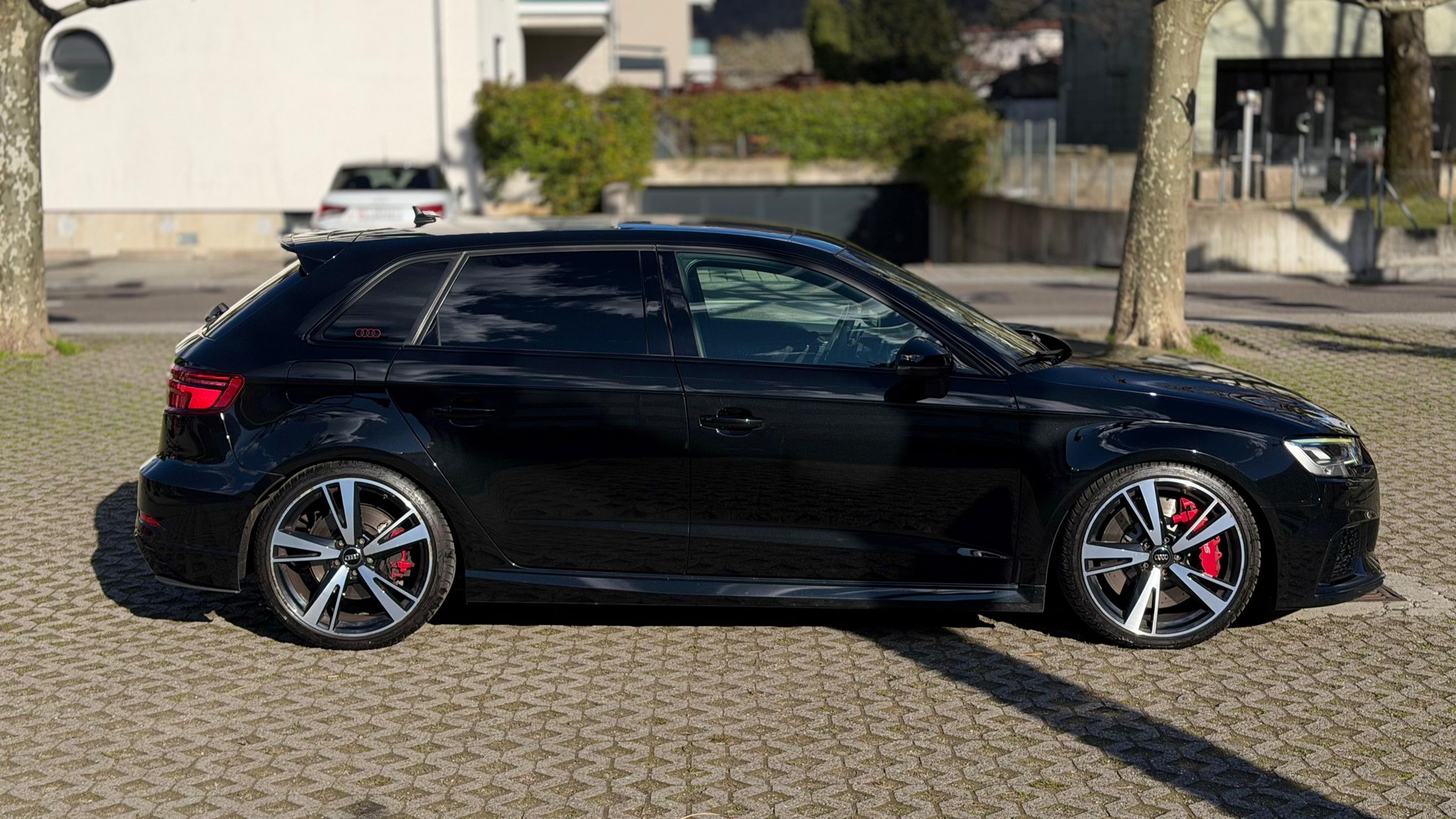 AUDI RS3 Sportback 2.5 TSI quattro S-tronic-image-7