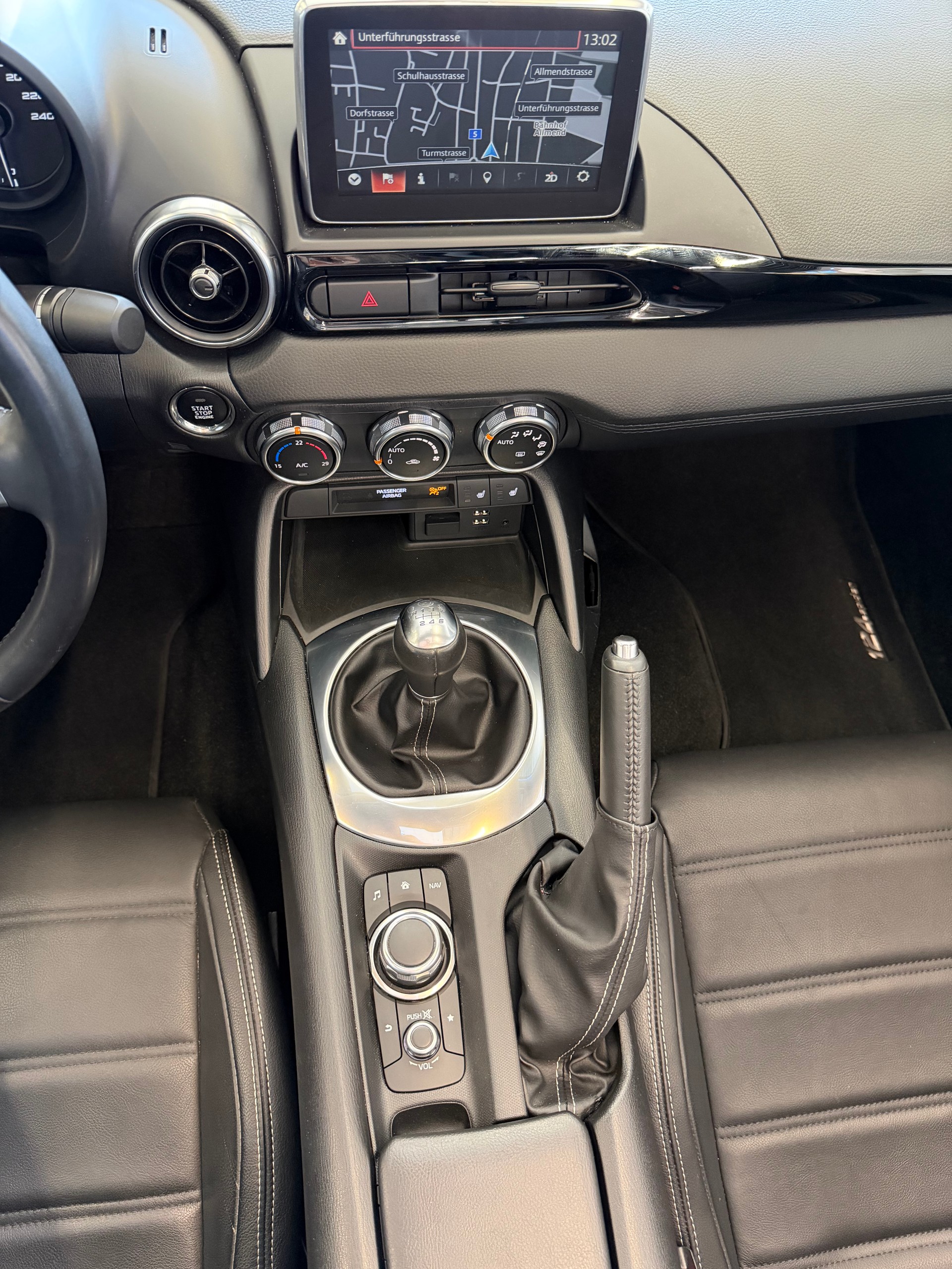FIAT 124 Spider 1.4 TB Swiss Launch Edition-image-19