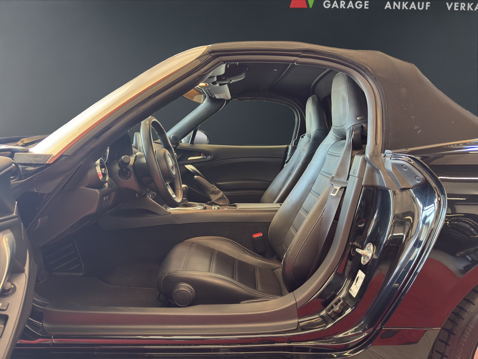 FIAT 124 Spider 1.4 TB Swiss Launch Edition-image-14