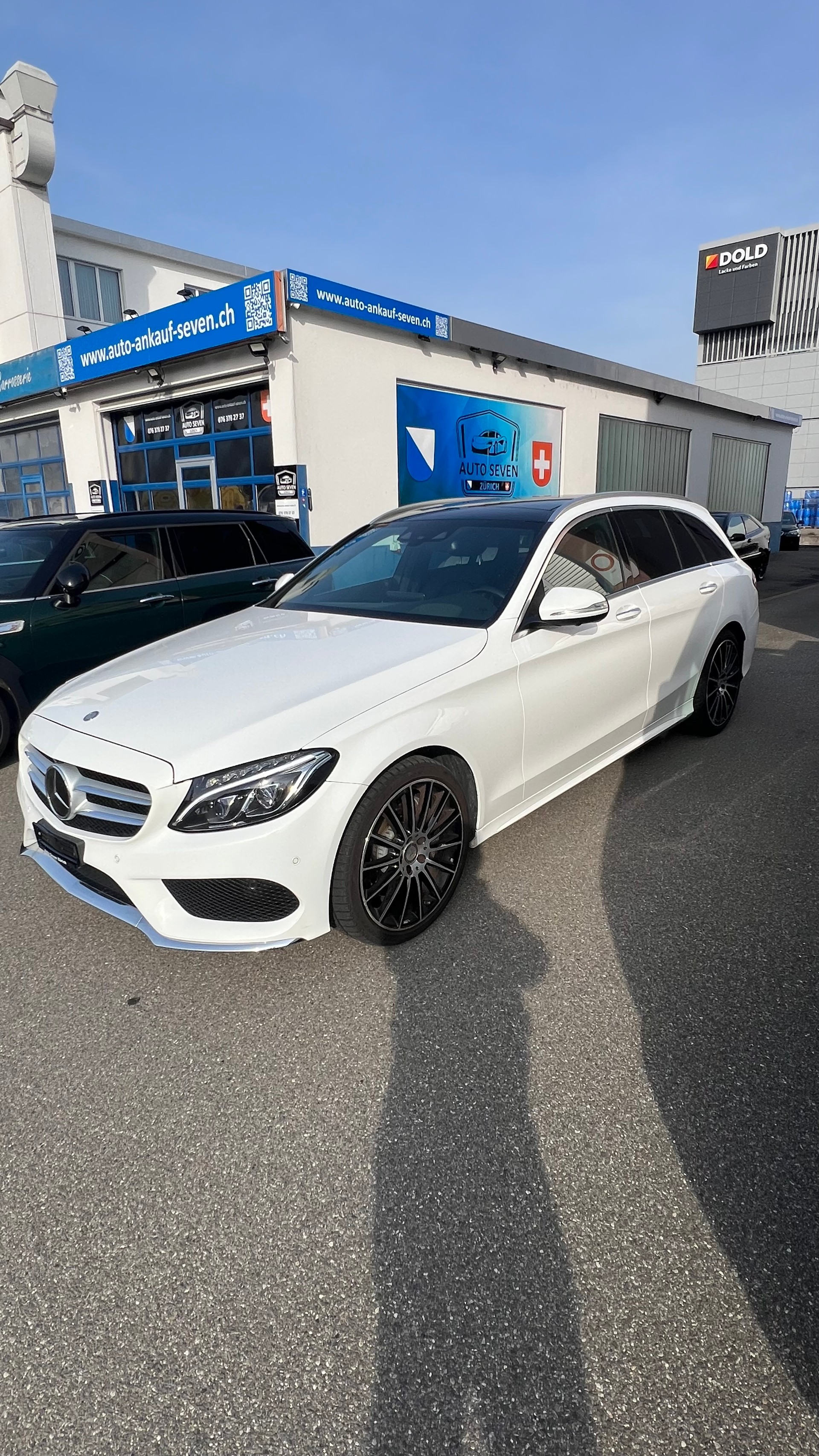 MERCEDES-BENZ C 250 BlueTEC AMG Line 4Matic 7G-Tronic-image-12