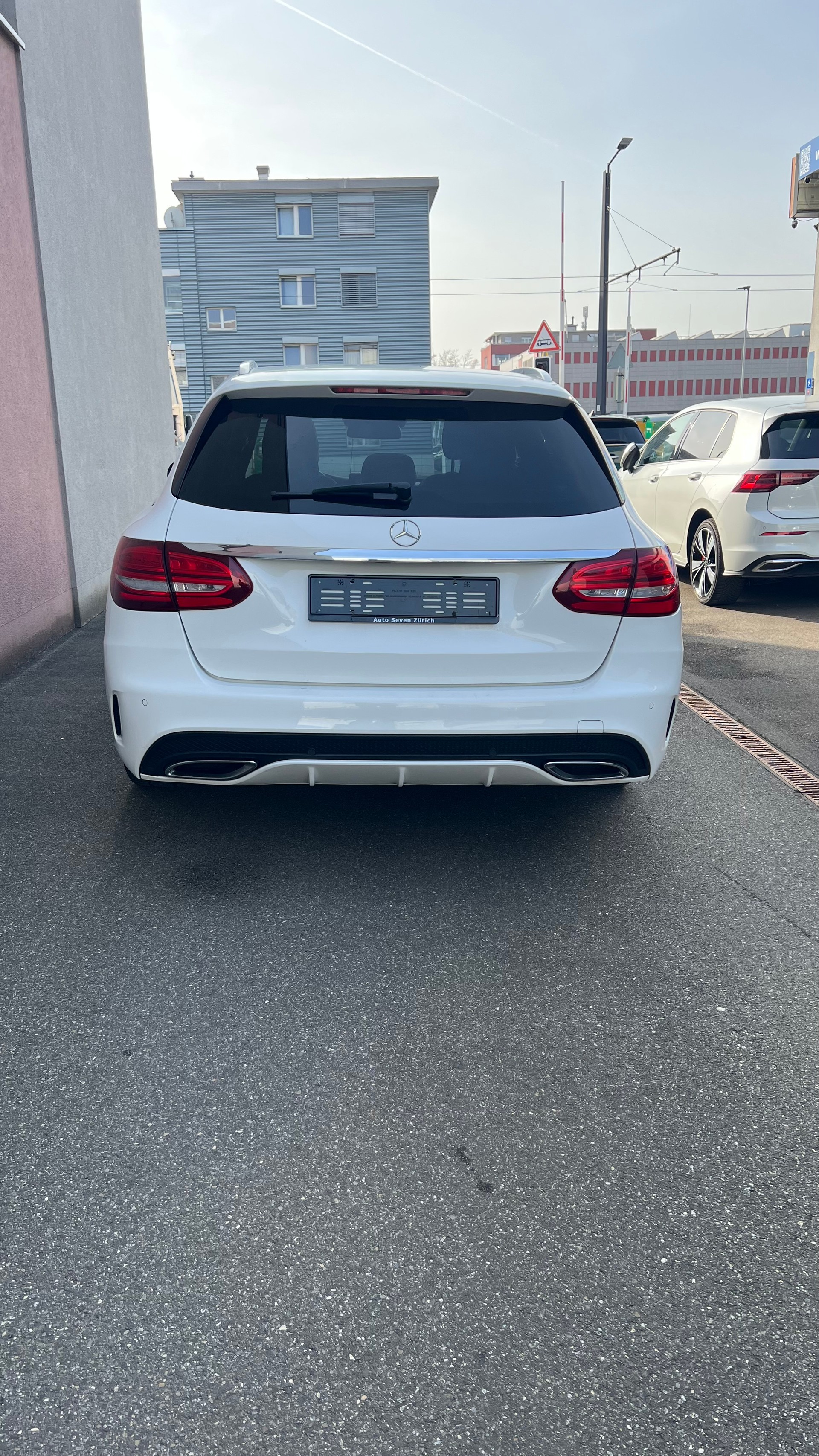 MERCEDES-BENZ C 250 BlueTEC AMG Line 4Matic 7G-Tronic-image-9
