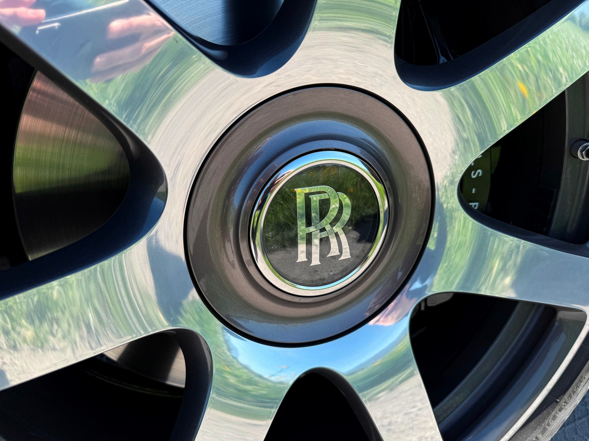 ROLLS-ROYCE Dawn 6.6 V12-image-14