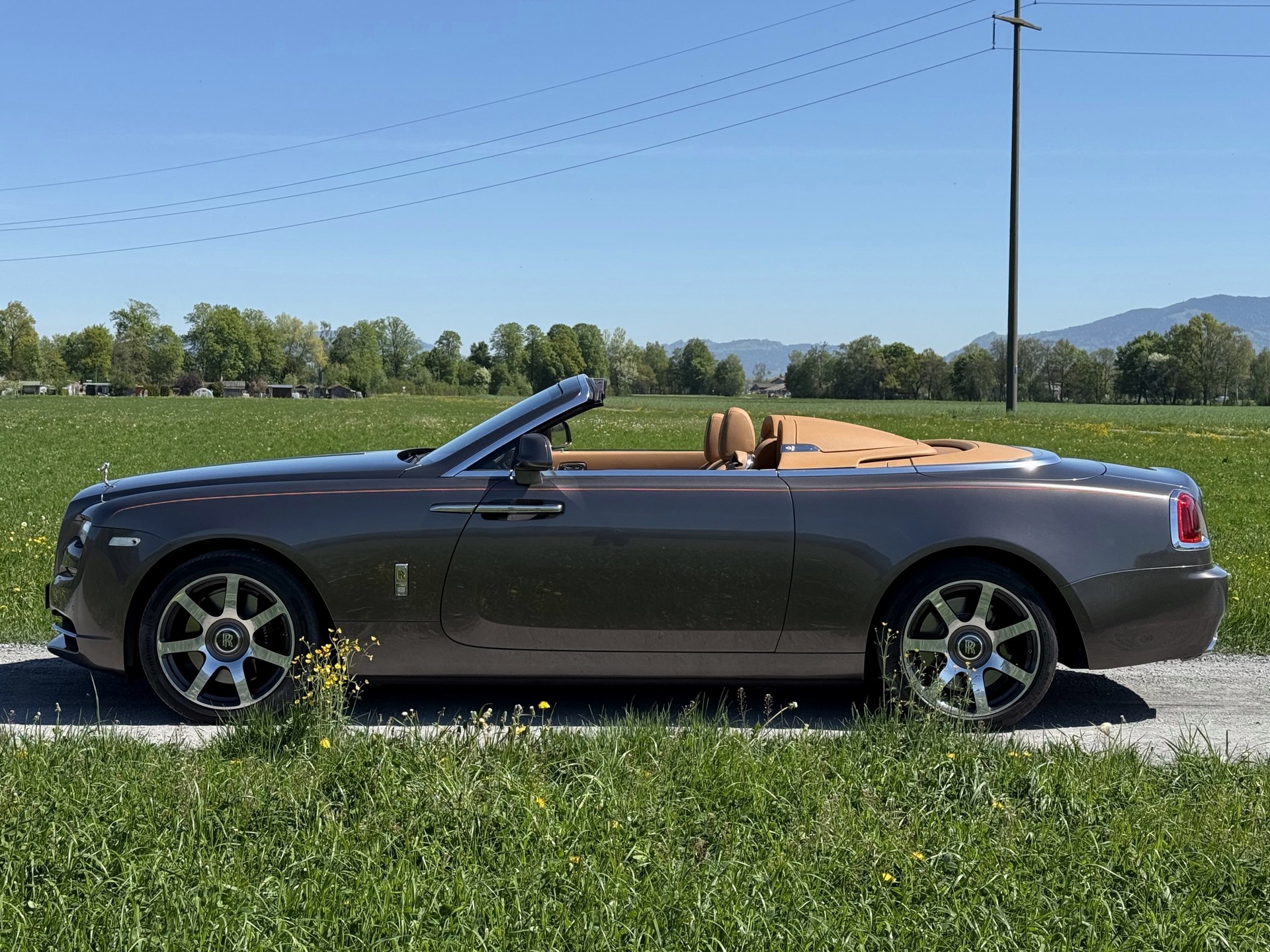 ROLLS-ROYCE Dawn 6.6 V12-image-22