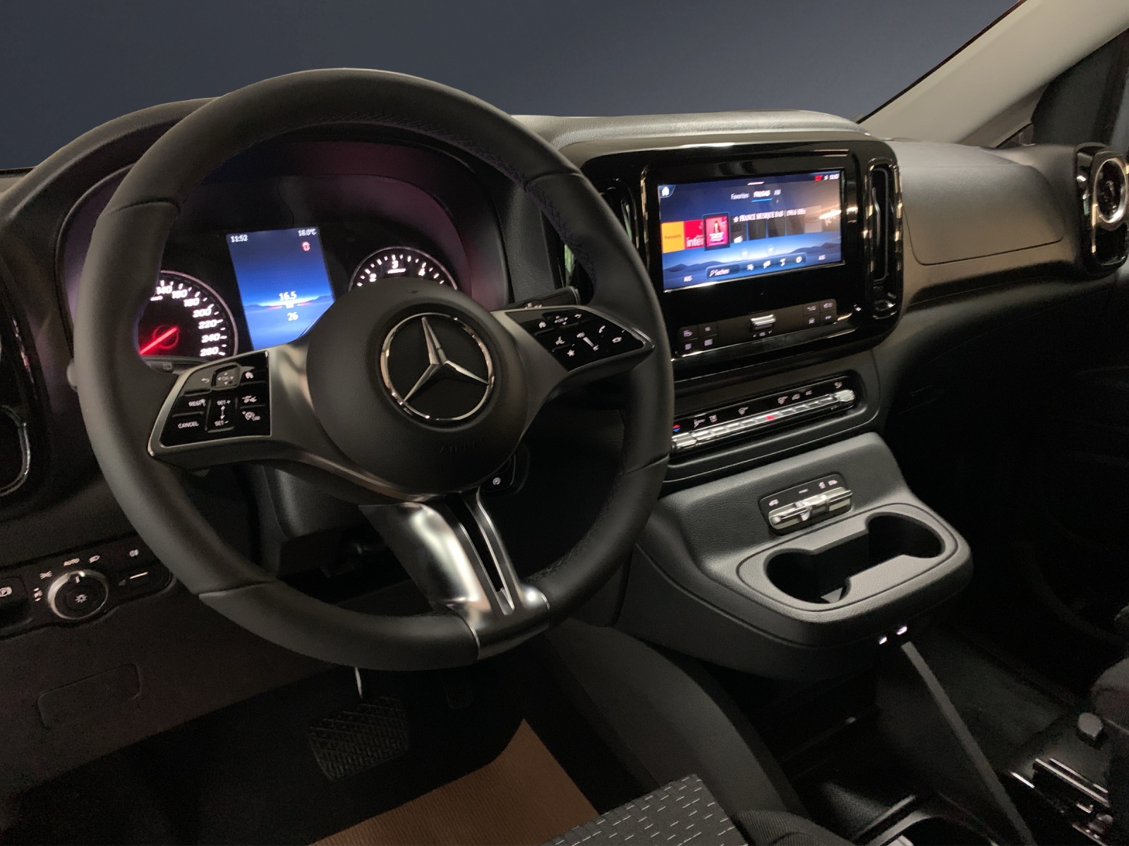 MERCEDES-BENZ Vito 116 CDI 4x4 Tourer SELECT Long-image-7