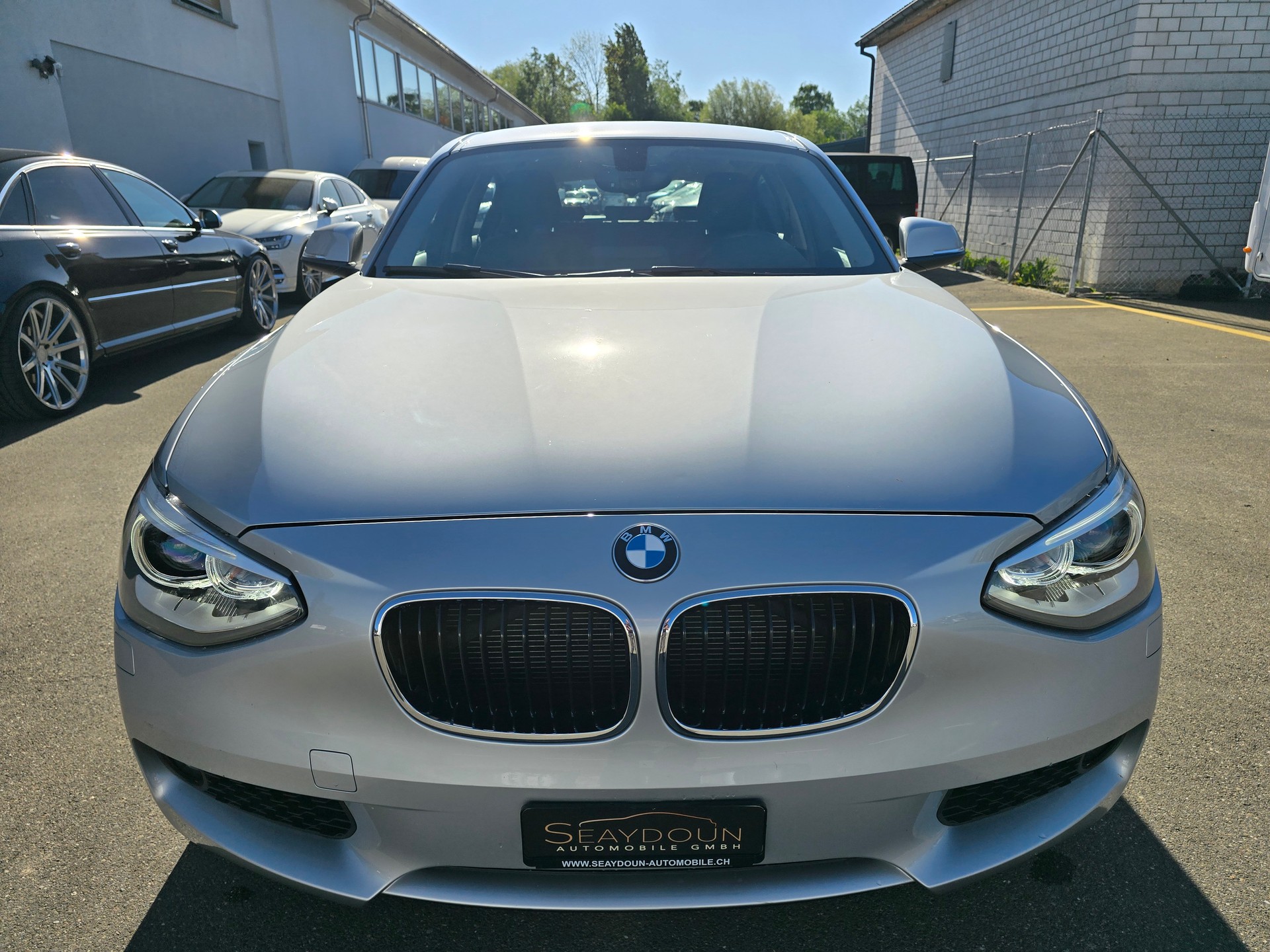 BMW 118i Steptronic-image-4