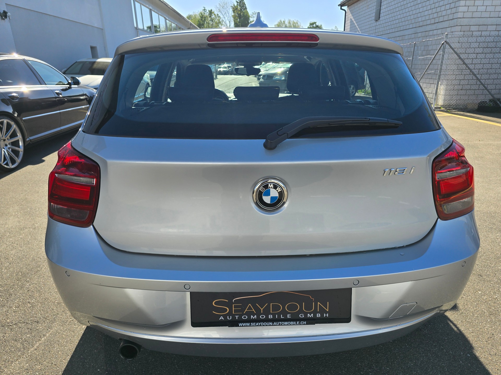 BMW 118i Steptronic-image-5