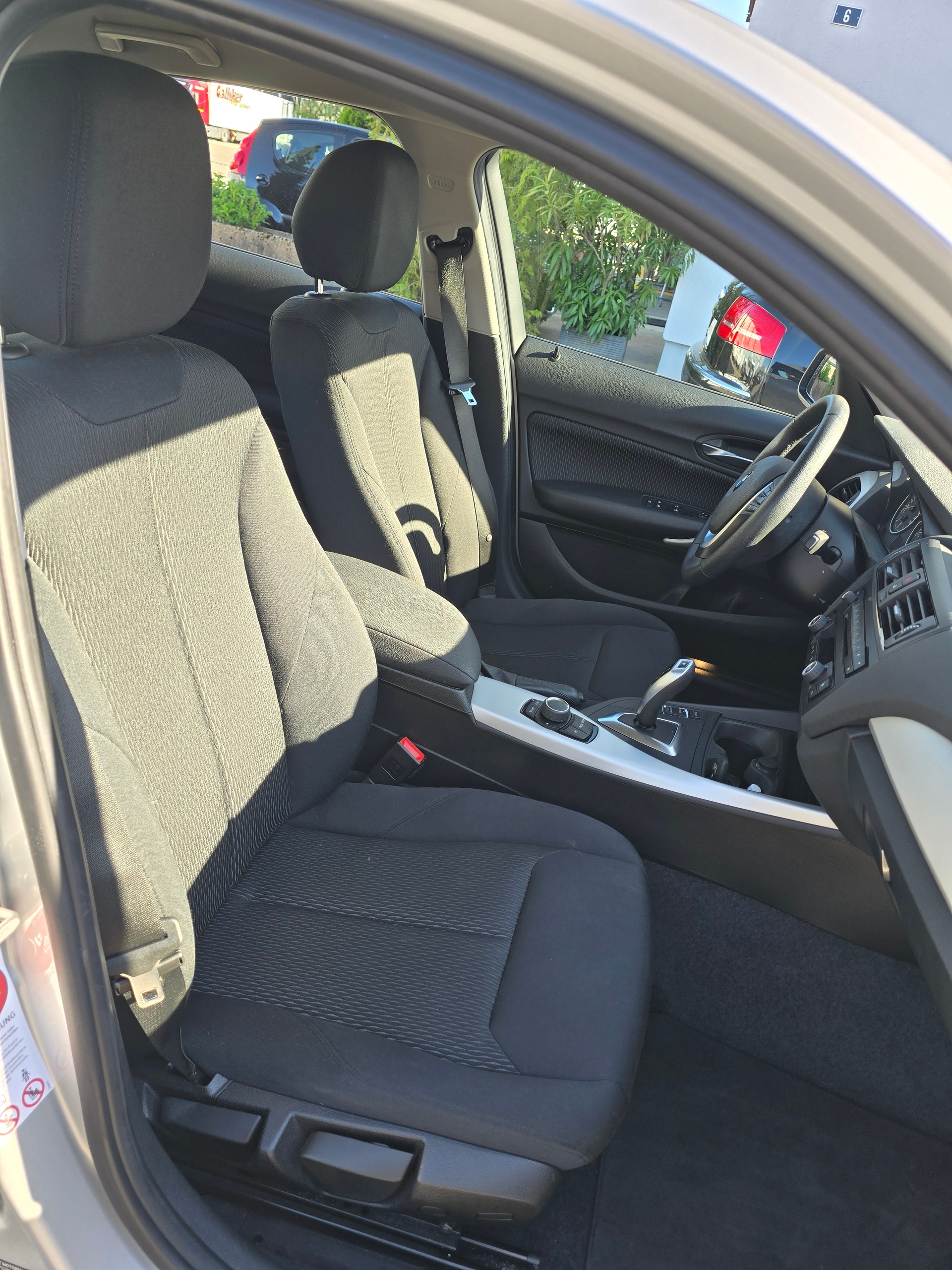 BMW 118i Steptronic-image-15