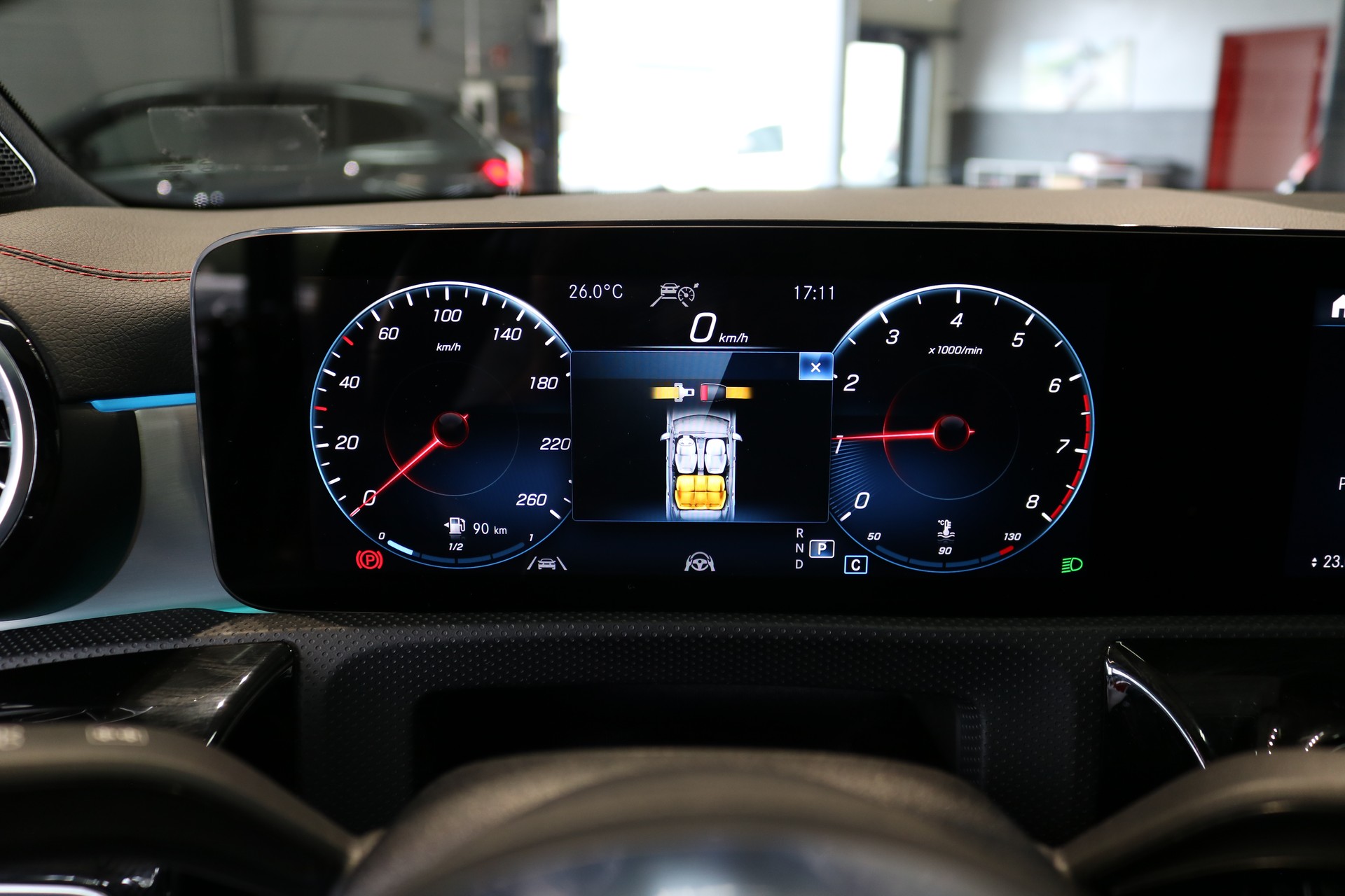 MERCEDES-BENZ CLA Shooting Brake 250 4Matic 7G-DCT AMG Line-image-25