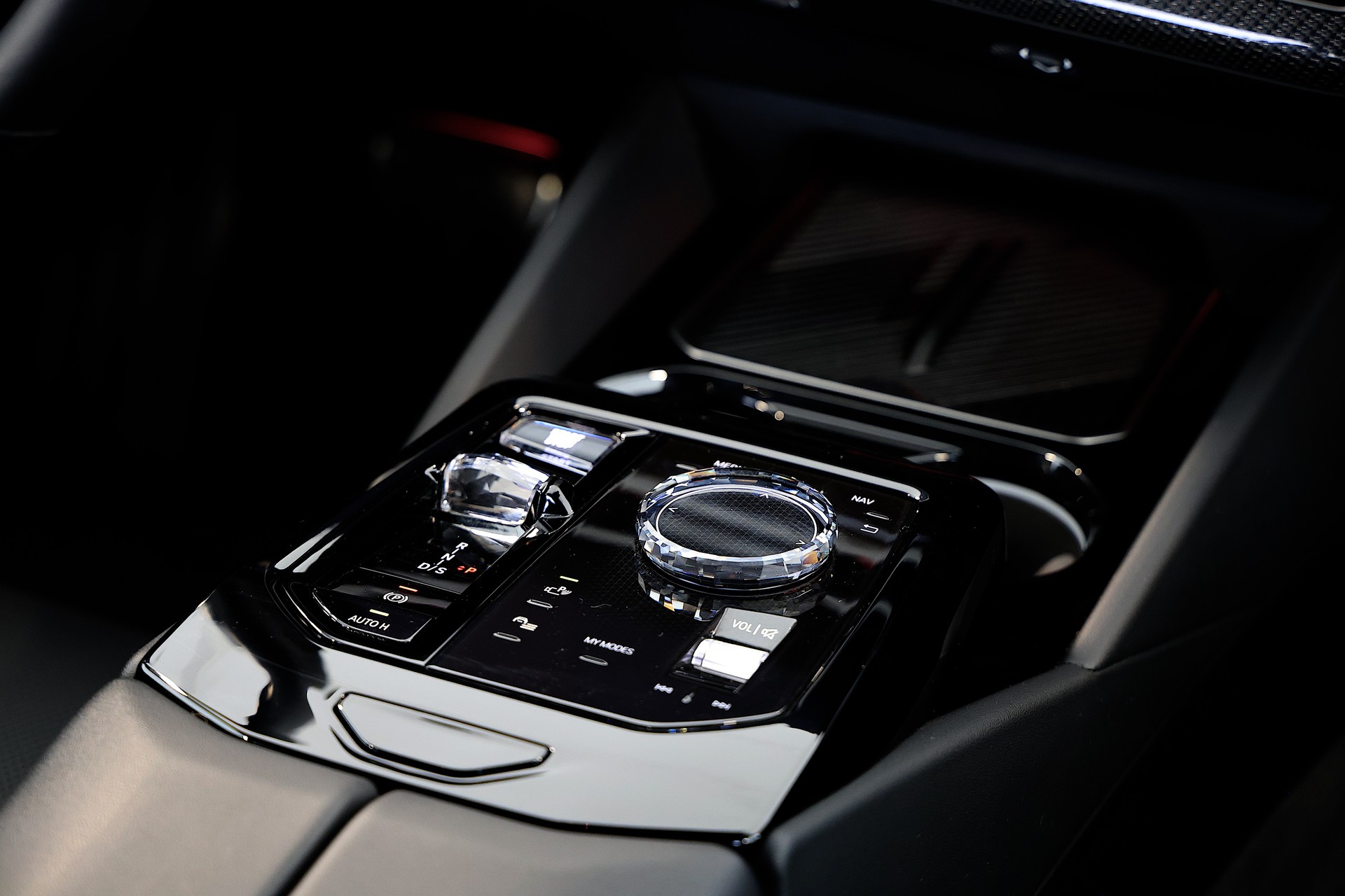 BMW 520d xDrive 48V Touring M Sport Pro Steptronic-image-11