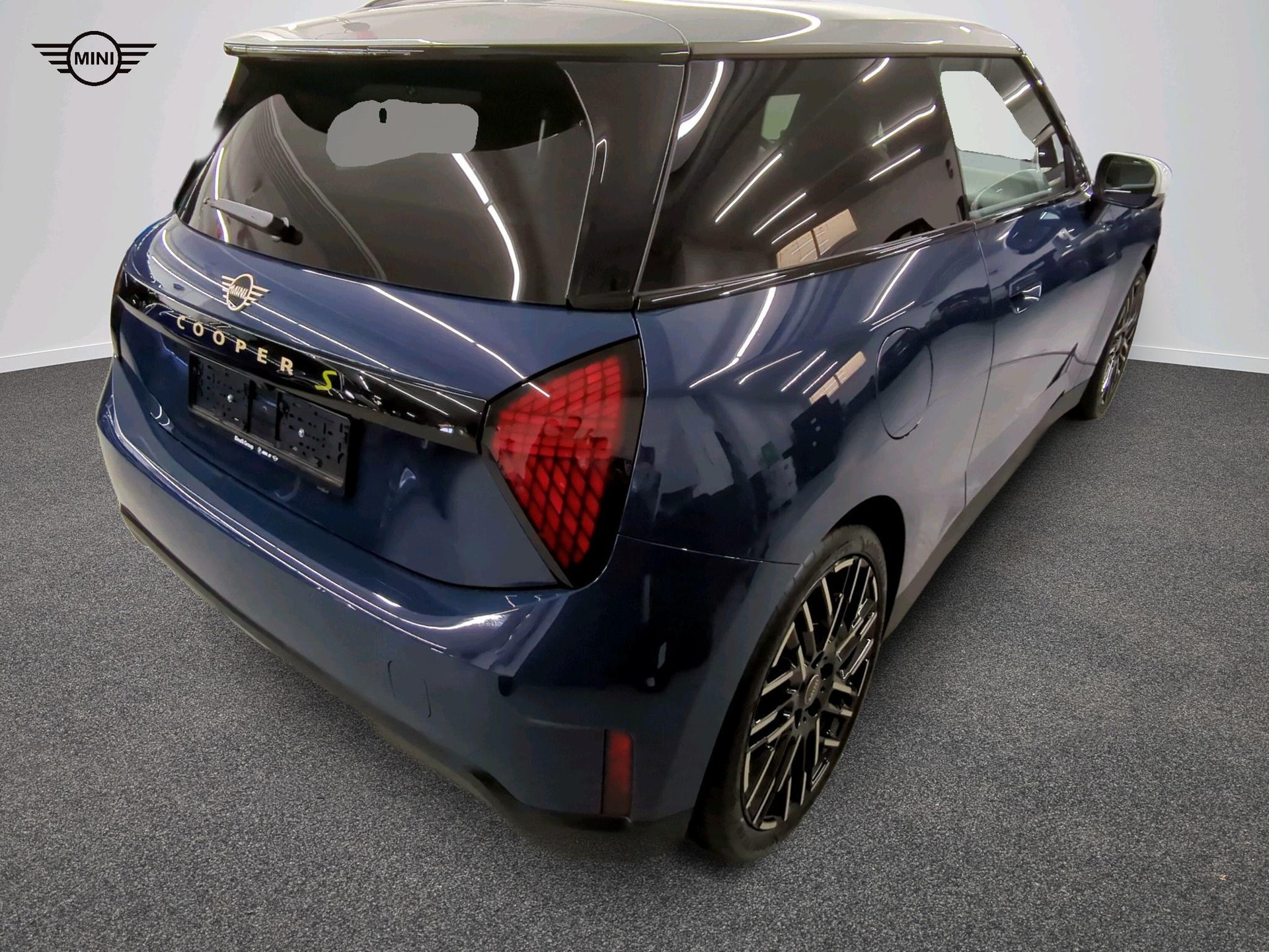 MINI Cooper SE-image-4