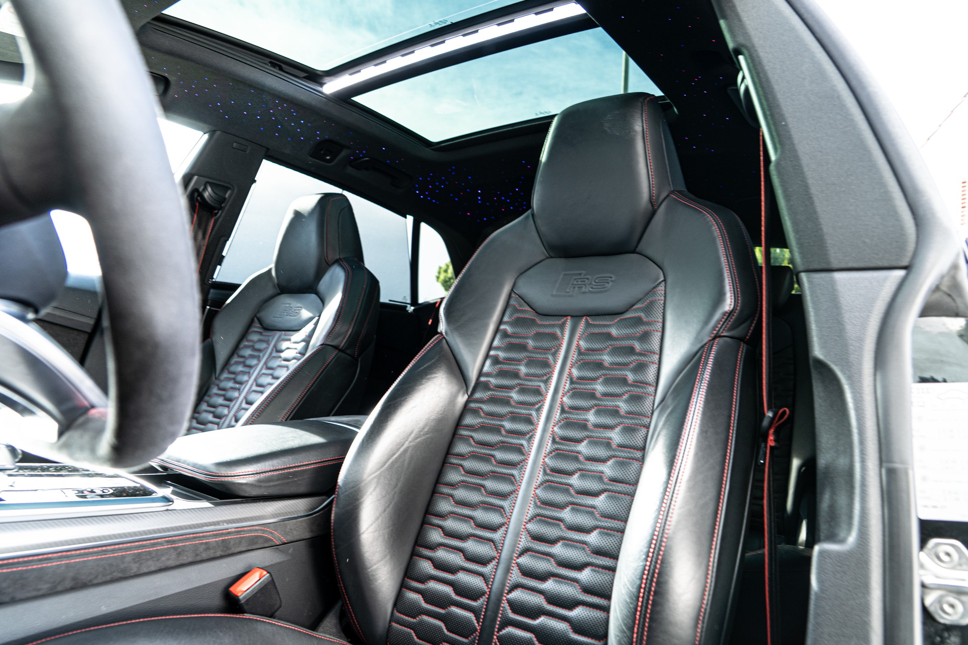 AUDI RSQ8 quattro tiptronic-image-25