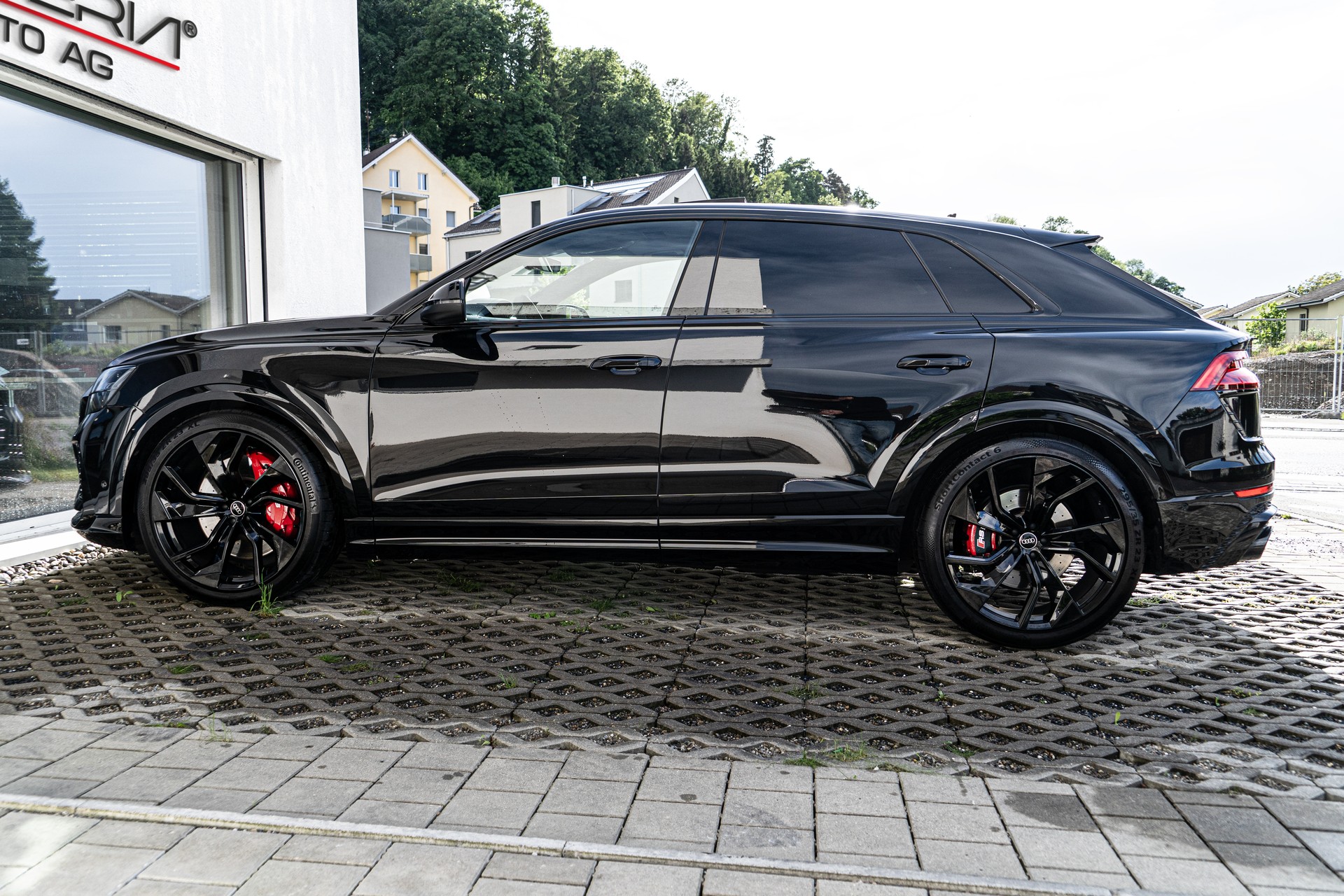 AUDI RSQ8 quattro tiptronic-image-6