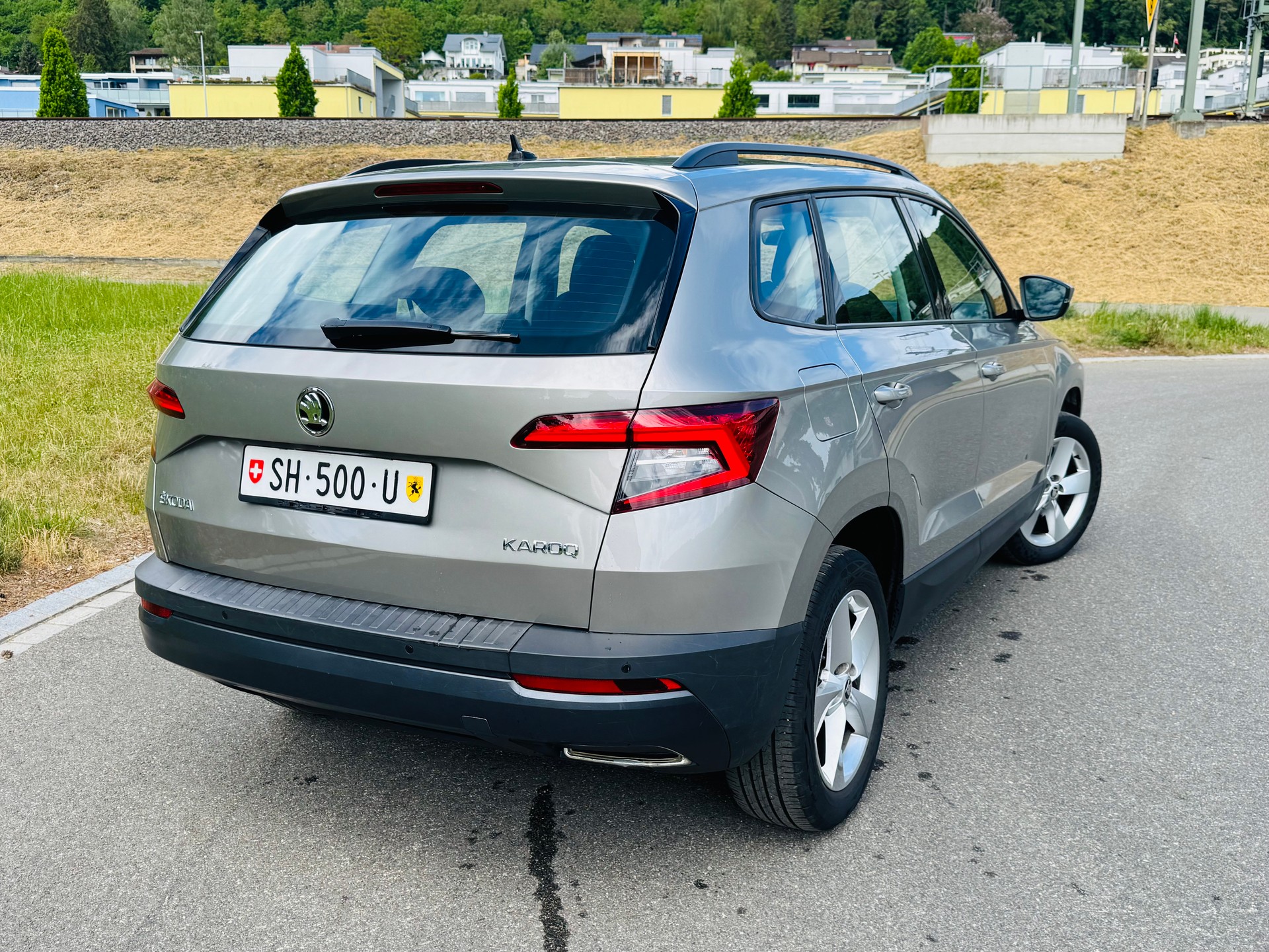 SKODA Karoq 1.0 TSI Ambition DSG-image-4